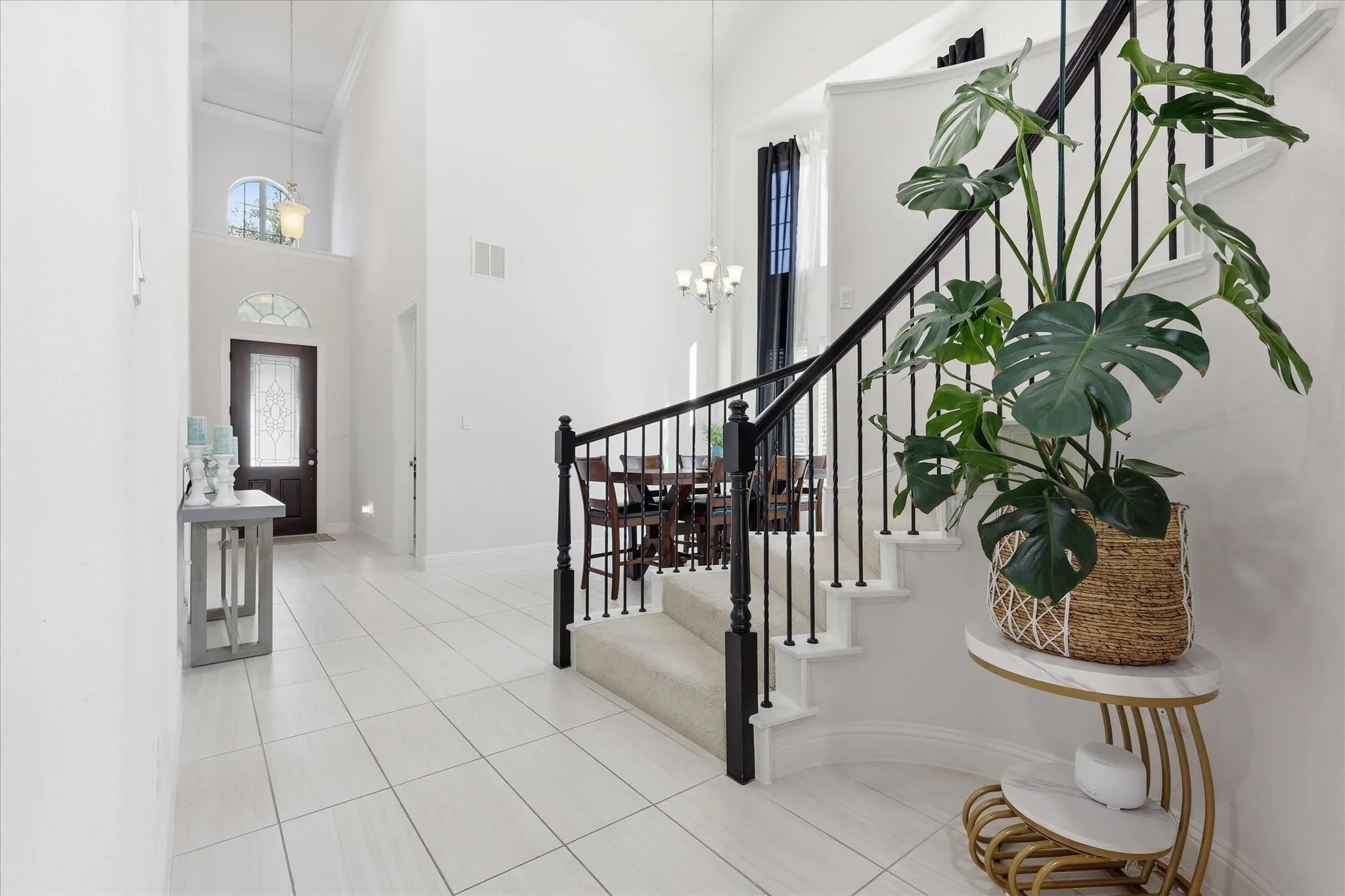 Single Family Residence For Sale in Denton County , 8316 Inverness, The Colony, Texas 75056, 4 Bedroom, 3 Bathroom, 2 Garage spaces, 3,325 Sqft, built in 2016, mls#21300670, Real Estate Agent in The Colony, Homes For Sale in Denton county, Homes For Sale in The Colony, Realtor in The Colony Texas, Real Estate Brokerage Independent Realty Texas, Luminita Cordes Realtor