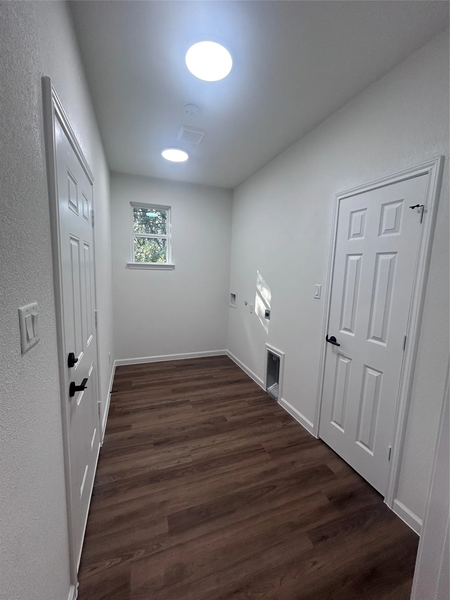 Single Family Residence For Sale in Hood County , 5717 San Jacinto Drive, Granbury, Texas 76048, 3 Bedrooms, 2 Bathrooms, 1 Garage spaces, 1,414 Sqft, built in 2026, Price $239,000, mls#21299573, Real Estate Agent in Granbury, Homes For Sale in Hood county, Homes For Sale in Granbury, Realtor in Granbury Texas, Real Estate Brokerage Independent Realty Texas, Luminita Cordes Realtor