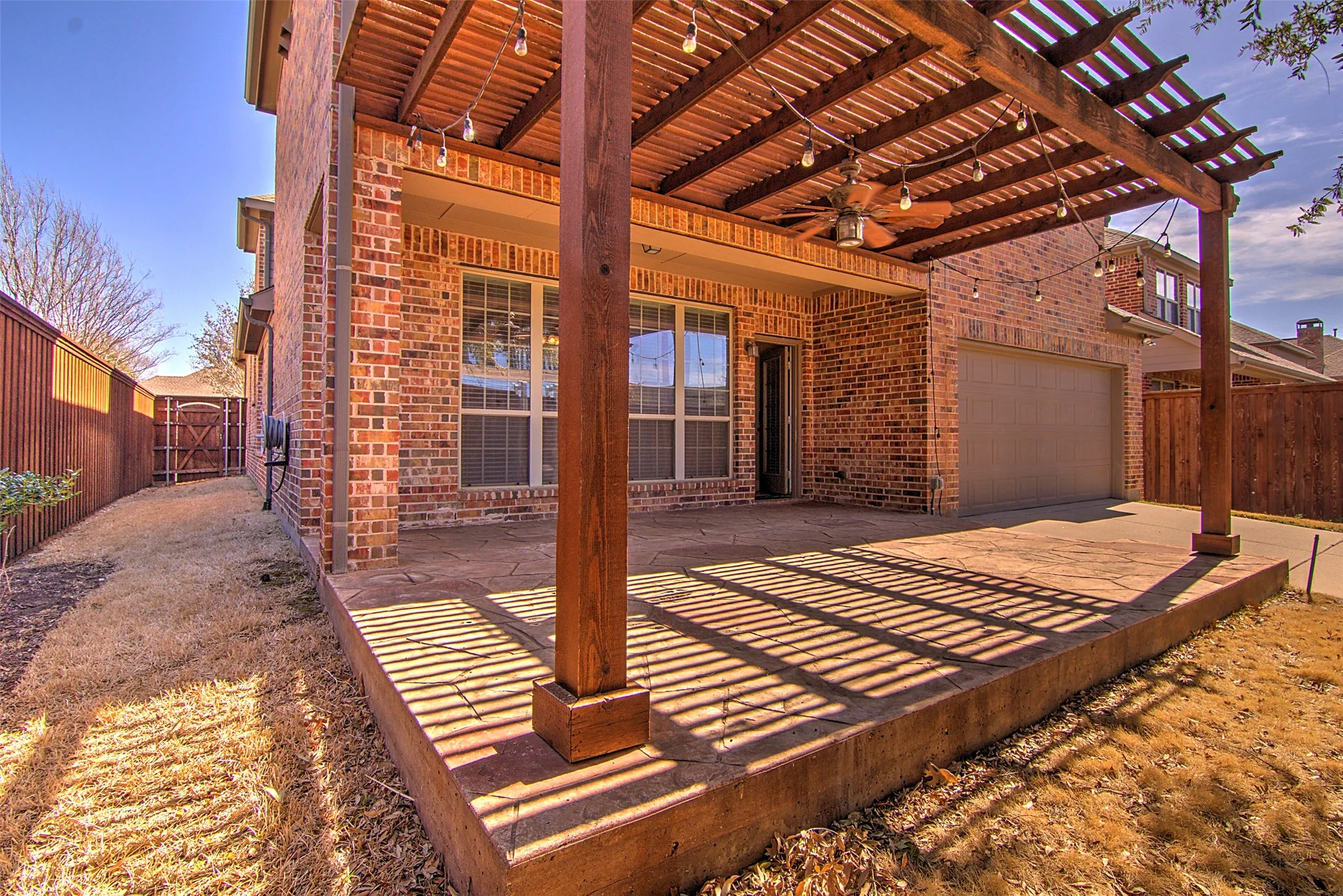 Single Family Residence For Rent in Collin County , 12349 Bethel Drive, Frisco, Texas 75033, 4 Bedroom, 4 Bathroom, 2 Garage spaces, 3,588 Sqft, built in 2007, Price $3,650, mls#21299669, Real Estate Agent in Frisco, Homes For Rent in Collin county, Homes For Rent in Frisco, Realtor in Frisco Texas, Real Estate Brokerage Independent Realty Texas, Luminita Cordes Realtor