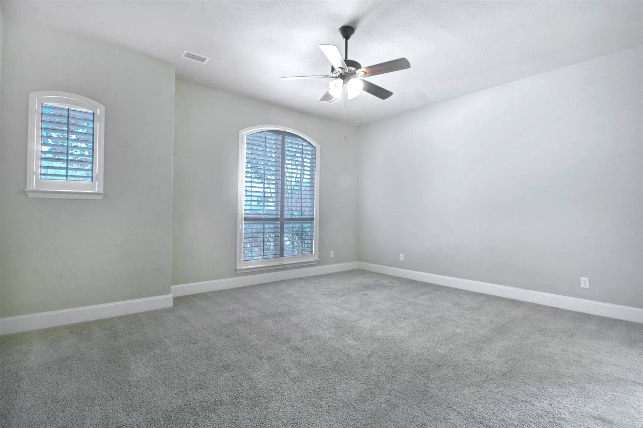 Single Family Residence For Rent in Collin County , 12349 Bethel Drive, Frisco, Texas 75033, 4 Bedroom, 4 Bathroom, 2 Garage spaces, 3,588 Sqft, built in 2007, Price $3,650, mls#21299669, Real Estate Agent in Frisco, Homes For Rent in Collin county, Homes For Rent in Frisco, Realtor in Frisco Texas, Real Estate Brokerage Independent Realty Texas, Luminita Cordes Realtor