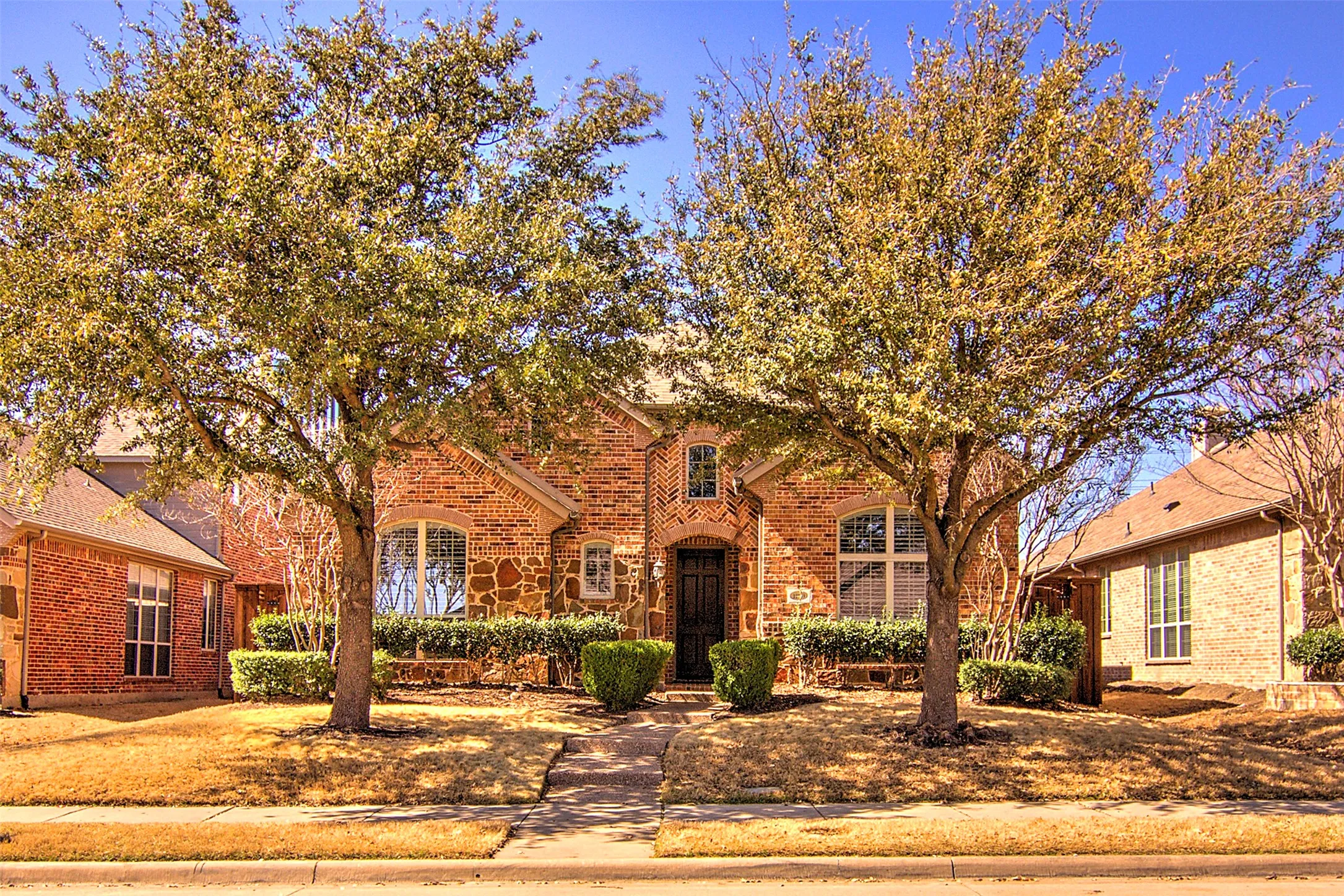 Single Family Residence For Rent in Collin County , 12349 Bethel Drive, Frisco, Texas 75033, 4 Bedroom, 4 Bathroom, 2 Garage spaces, 3,588 Sqft, built in 2007, Price $3,650, mls#21299669, Real Estate Agent in Frisco, Homes For Rent in Collin county, Homes For Rent in Frisco, Realtor in Frisco Texas, Real Estate Brokerage Independent Realty Texas, Luminita Cordes Realtor