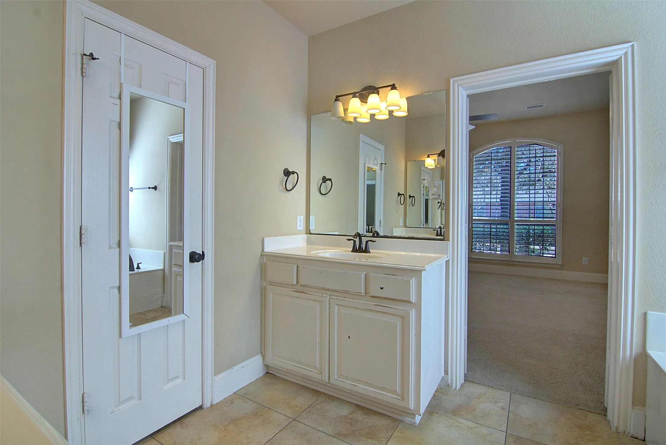 Single Family Residence For Rent in Collin County , 12349 Bethel Drive, Frisco, Texas 75033, 4 Bedroom, 4 Bathroom, 2 Garage spaces, 3,588 Sqft, built in 2007, Price $3,650, mls#21299669, Real Estate Agent in Frisco, Homes For Rent in Collin county, Homes For Rent in Frisco, Realtor in Frisco Texas, Real Estate Brokerage Independent Realty Texas, Luminita Cordes Realtor
