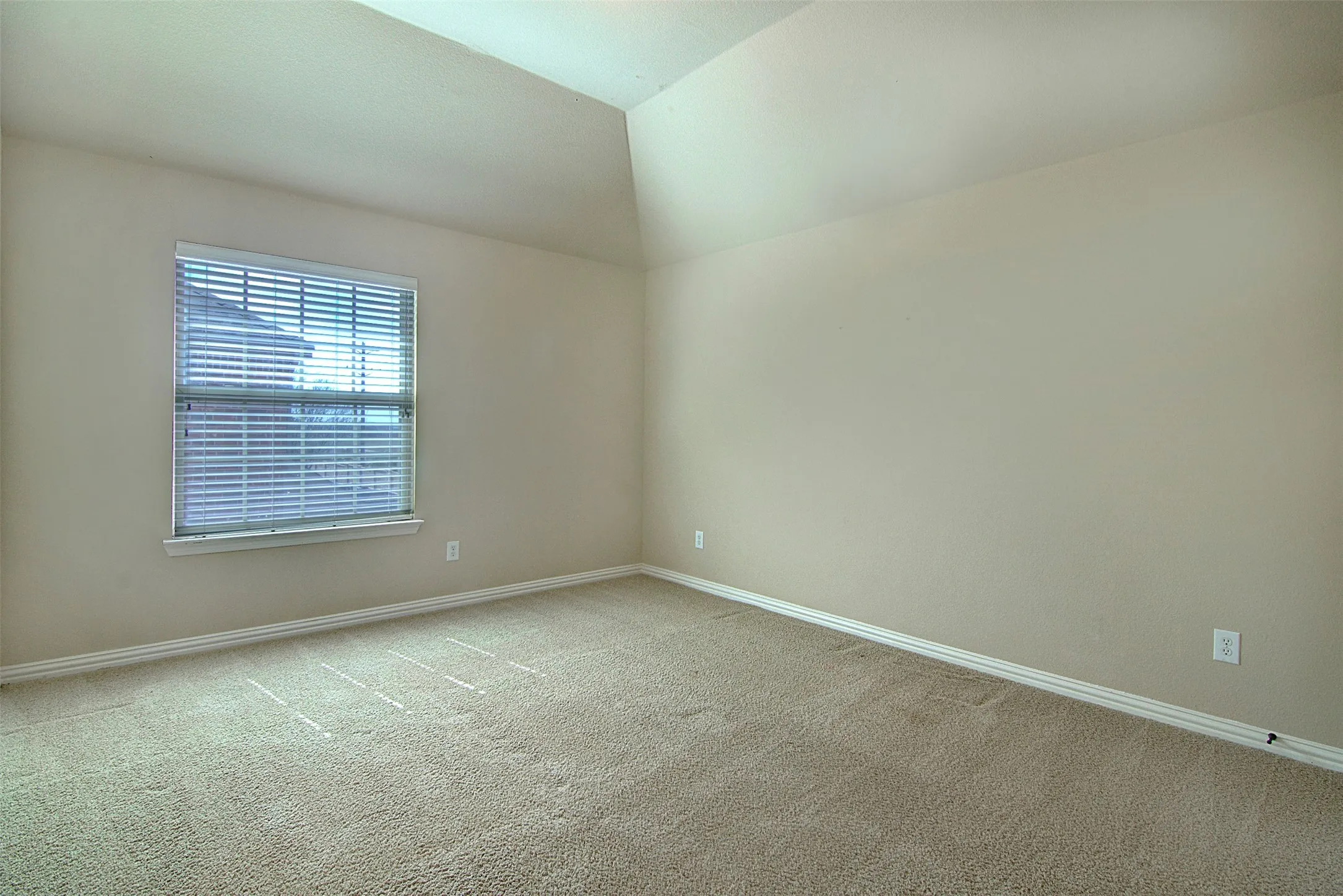 Single Family Residence For Rent in Collin County , 12349 Bethel Drive, Frisco, Texas 75033, 4 Bedroom, 4 Bathroom, 2 Garage spaces, 3,588 Sqft, built in 2007, Price $3,650, mls#21299669, Real Estate Agent in Frisco, Homes For Rent in Collin county, Homes For Rent in Frisco, Realtor in Frisco Texas, Real Estate Brokerage Independent Realty Texas, Luminita Cordes Realtor