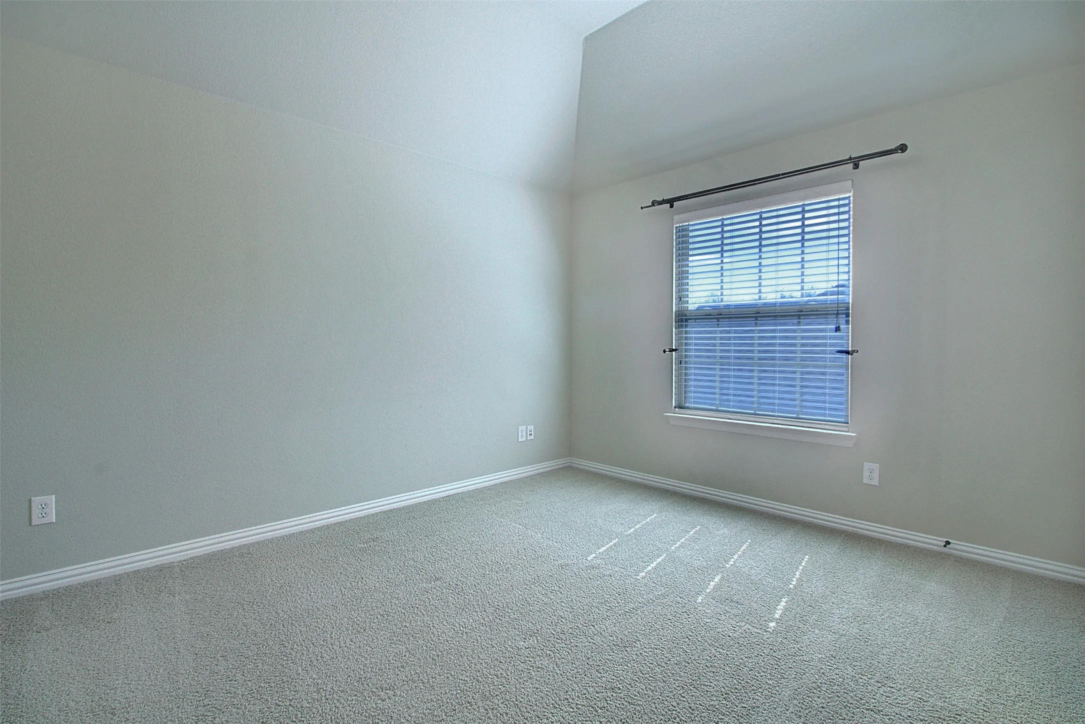 Single Family Residence For Rent in Collin County , 12349 Bethel Drive, Frisco, Texas 75033, 4 Bedroom, 4 Bathroom, 2 Garage spaces, 3,588 Sqft, built in 2007, Price $3,650, mls#21299669, Real Estate Agent in Frisco, Homes For Rent in Collin county, Homes For Rent in Frisco, Realtor in Frisco Texas, Real Estate Brokerage Independent Realty Texas, Luminita Cordes Realtor