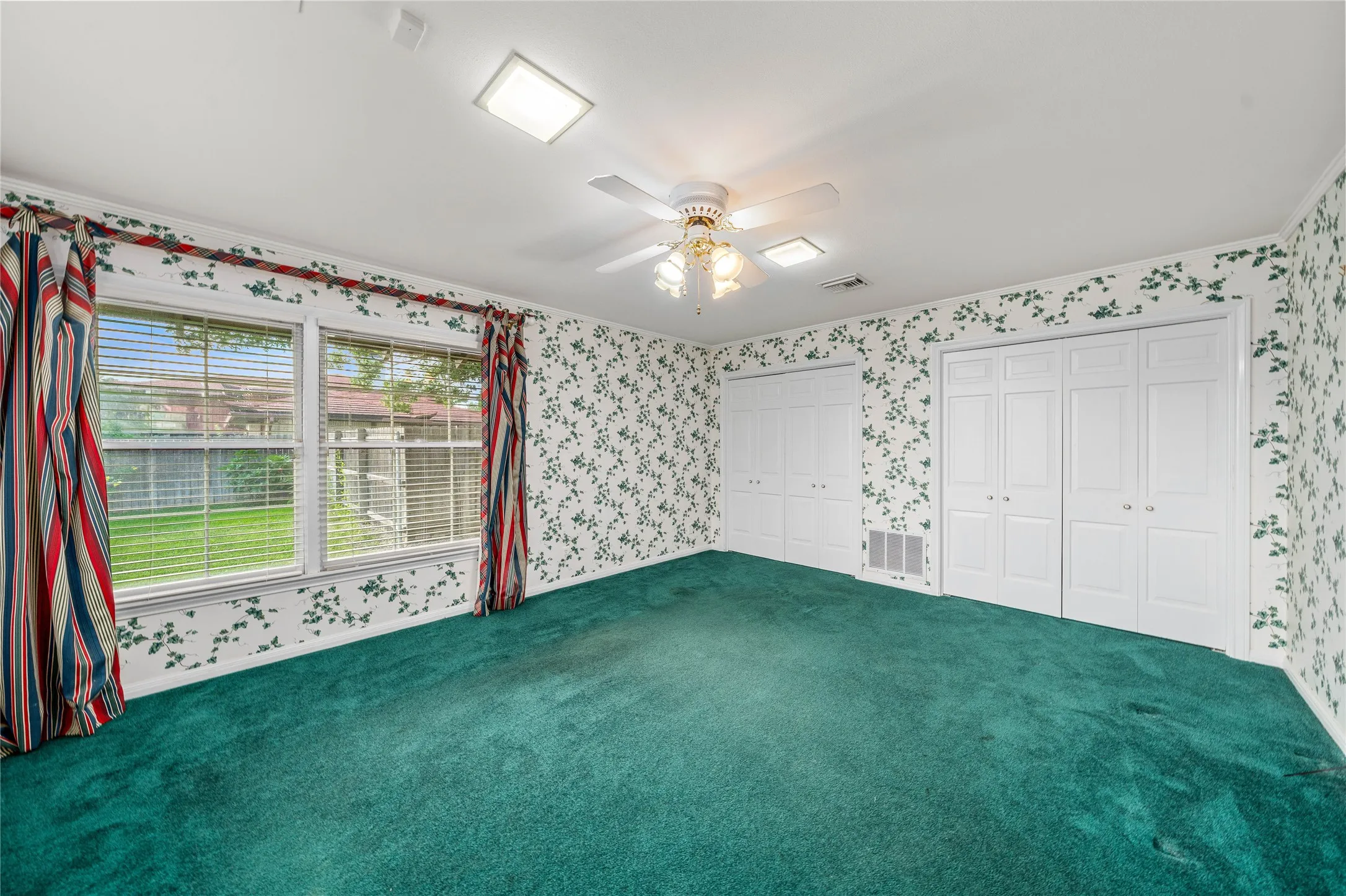 Single Family Residence For Sale in Mc Lennan County , 3010 Inverness Drive, Waco, Texas 76710, 3 Bedrooms, 3 Bathrooms, 2 Garage spaces, 3,698 Sqft, built in 1970, Price $1,400,000, mls#21299827, Real Estate Agent in Waco, Homes For Sale in Mc Lennan county, Homes For Sale in Waco, Realtor in Waco Texas, Real Estate Brokerage Independent Realty Texas, Luminita Cordes Realtor