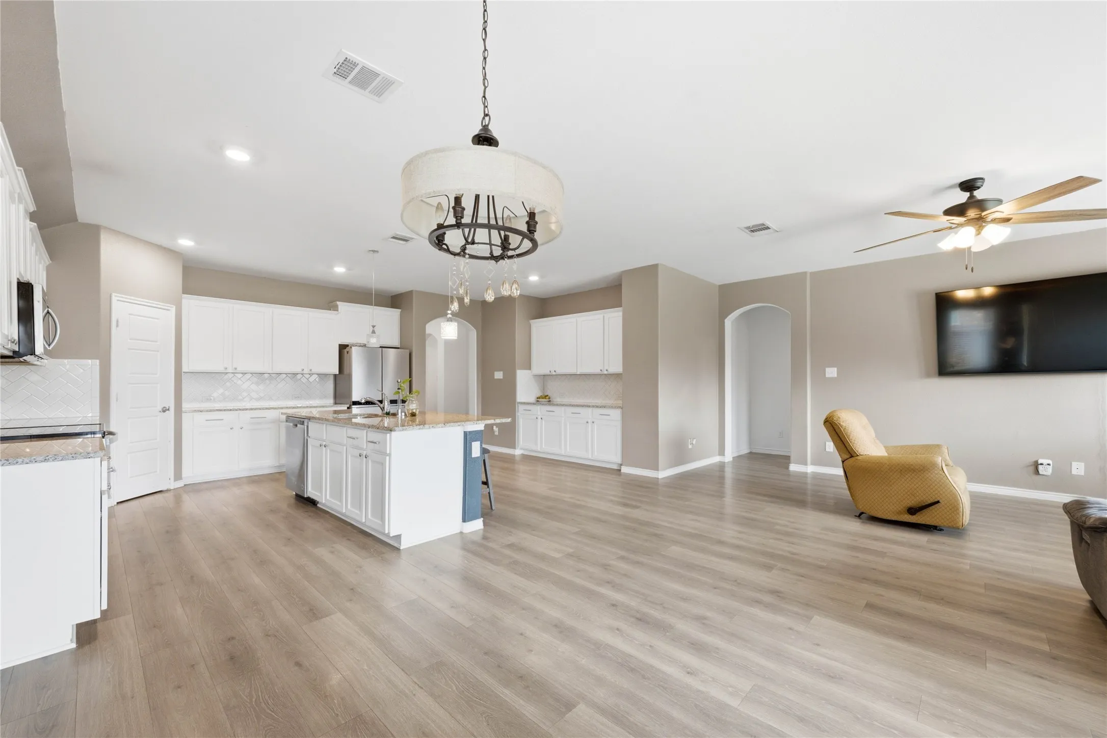 Single Family Residence For Sale in Rockwall County , 527 Francis Lane, Royse City, Texas 75189, 4 Bedroom, 2 Bathroom, 2 Garage spaces, 2,078 Sqft, built in 2020, Price $295,000, mls#21301035, Real Estate Agent in Royse City, Homes For Sale in Rockwall county, Homes For Sale in Royse City, Realtor in Royse City Texas, Real Estate Brokerage Independent Realty Texas, Luminita Cordes Realtor
