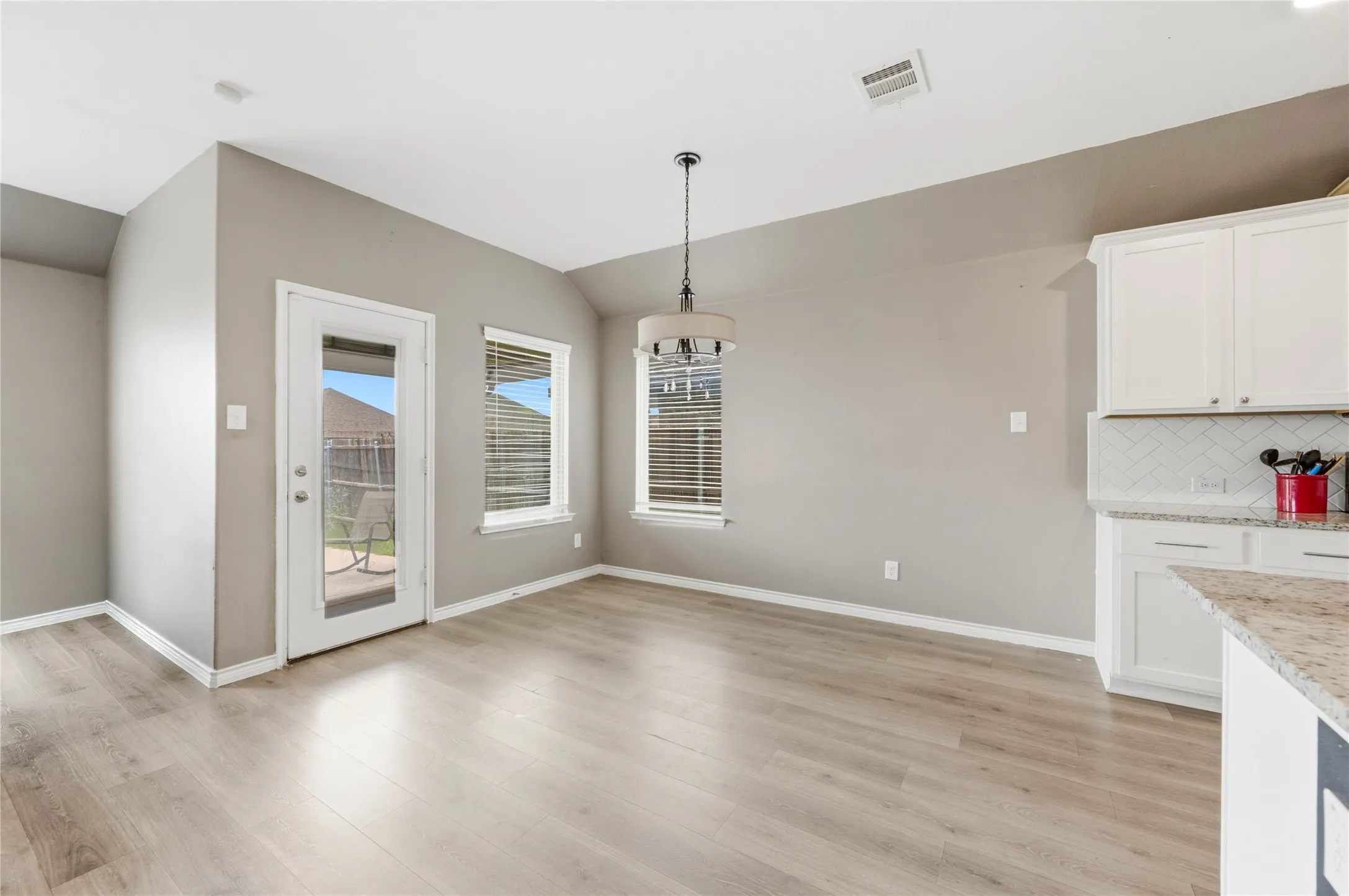 Single Family Residence For Sale in Rockwall County , 527 Francis Lane, Royse City, Texas 75189, 4 Bedroom, 2 Bathroom, 2 Garage spaces, 2,078 Sqft, built in 2020, Price $295,000, mls#21301035, Real Estate Agent in Royse City, Homes For Sale in Rockwall county, Homes For Sale in Royse City, Realtor in Royse City Texas, Real Estate Brokerage Independent Realty Texas, Luminita Cordes Realtor
