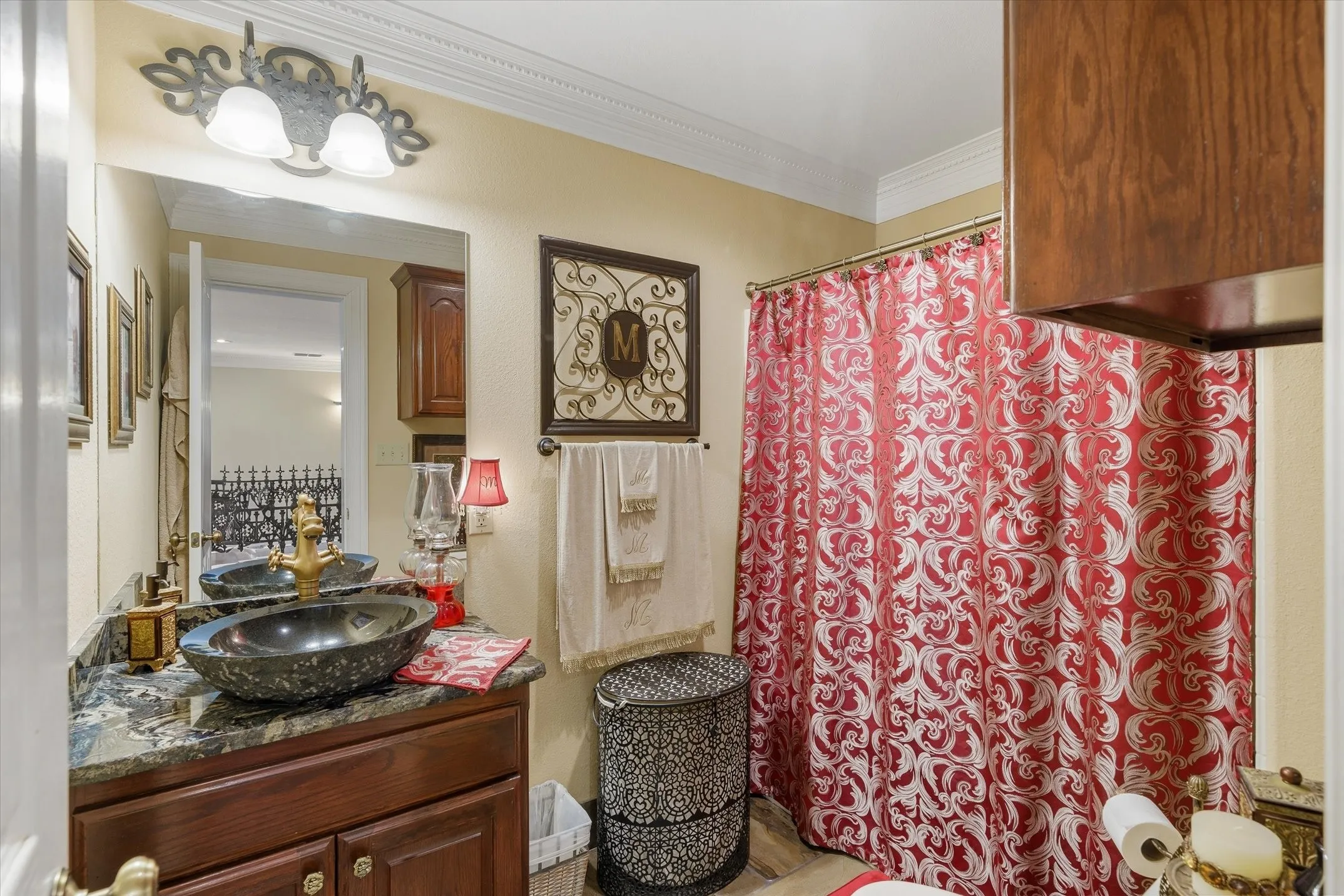 Single Family Residence For Sale in Wood County , 1056 County Road 3810, Hawkins, Texas 75765, 3 Bedroom, 4 Bathroom, 2 Garage spaces, 2,820 Sqft, built in 2001, mls#21282464, Real Estate Agent in Hawkins, Homes For Sale in Wood county, Homes For Sale in Hawkins, Realtor in Hawkins Texas, Real Estate Brokerage Independent Realty Texas, Luminita Cordes Realtor