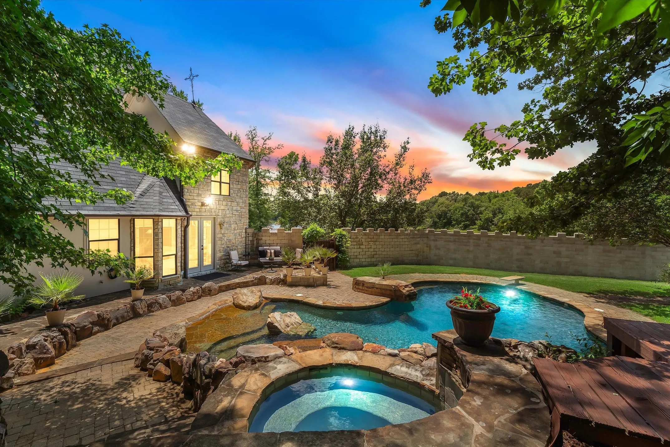 Single Family Residence For Sale in Wood County , 1056 County Road 3810, Hawkins, Texas 75765, 3 Bedroom, 4 Bathroom, 2 Garage spaces, 2,820 Sqft, built in 2001, mls#21282464, Real Estate Agent in Hawkins, Homes For Sale in Wood county, Homes For Sale in Hawkins, Realtor in Hawkins Texas, Real Estate Brokerage Independent Realty Texas, Luminita Cordes Realtor