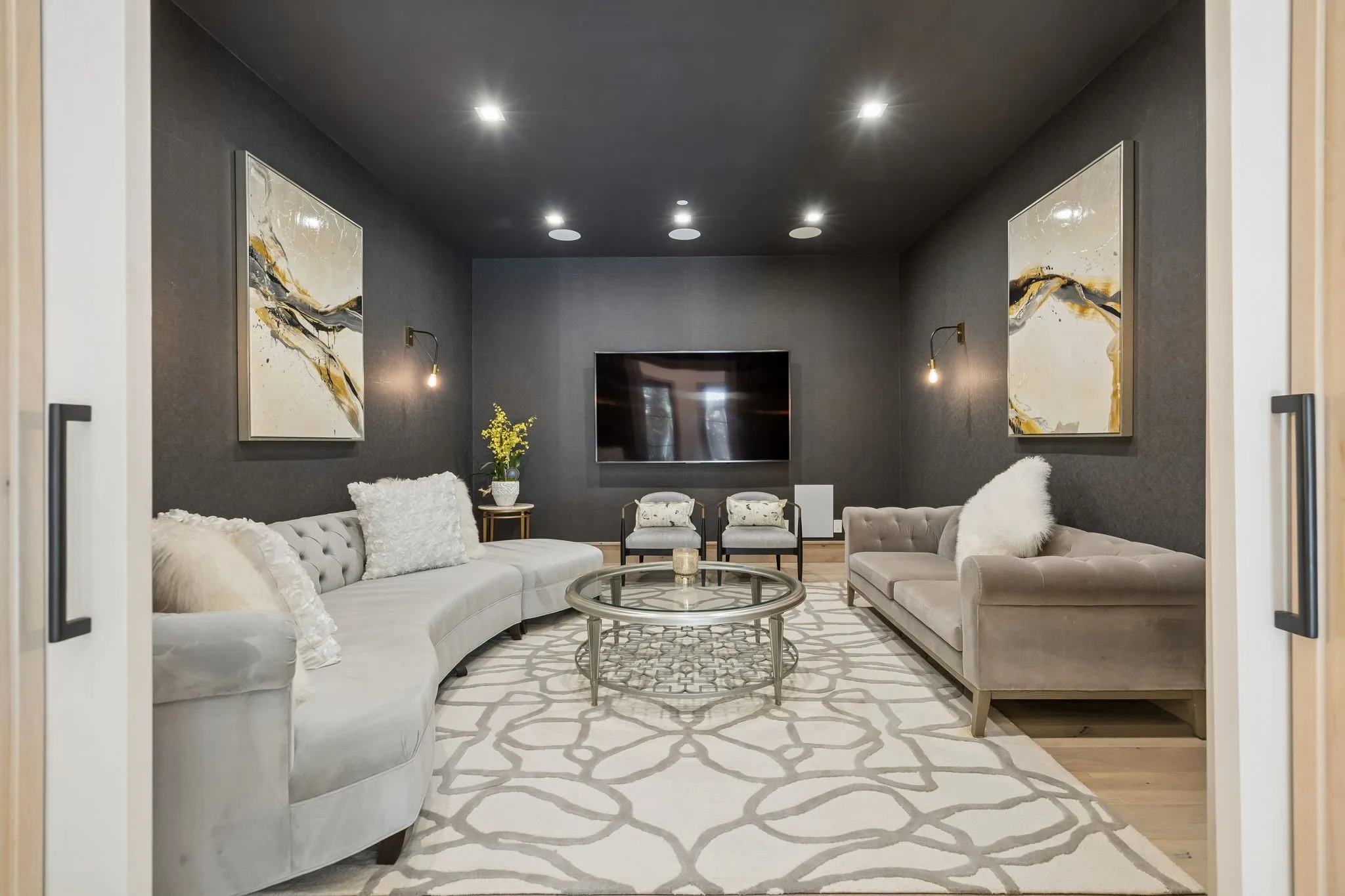 Single Family Residence For Sale in Tarrant County , 2006 Nighthawk Court, Westlake, Texas 76262, 4 Bedroom, 6 Bathroom, 3 Garage spaces, 6,331 Sqft, built in 2019, mls#21297798, Real Estate Agent in Westlake, Homes For Sale in Tarrant county, Homes For Sale in Westlake, Realtor in Westlake Texas, Real Estate Brokerage Independent Realty Texas, Luminita Cordes Realtor