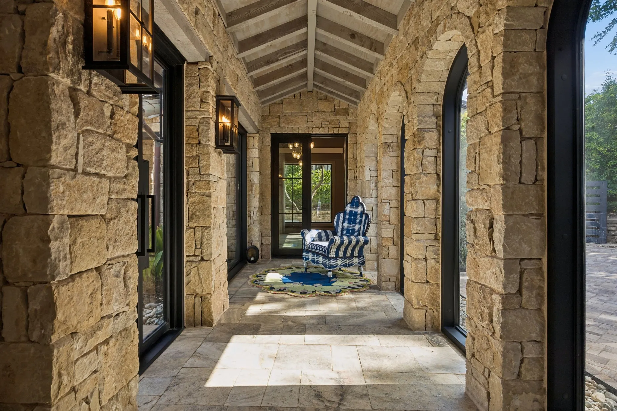 Single Family Residence For Sale in Tarrant County , 2006 Nighthawk Court, Westlake, Texas 76262, 4 Bedroom, 6 Bathroom, 3 Garage spaces, 6,331 Sqft, built in 2019, mls#21297798, Real Estate Agent in Westlake, Homes For Sale in Tarrant county, Homes For Sale in Westlake, Realtor in Westlake Texas, Real Estate Brokerage Independent Realty Texas, Luminita Cordes Realtor