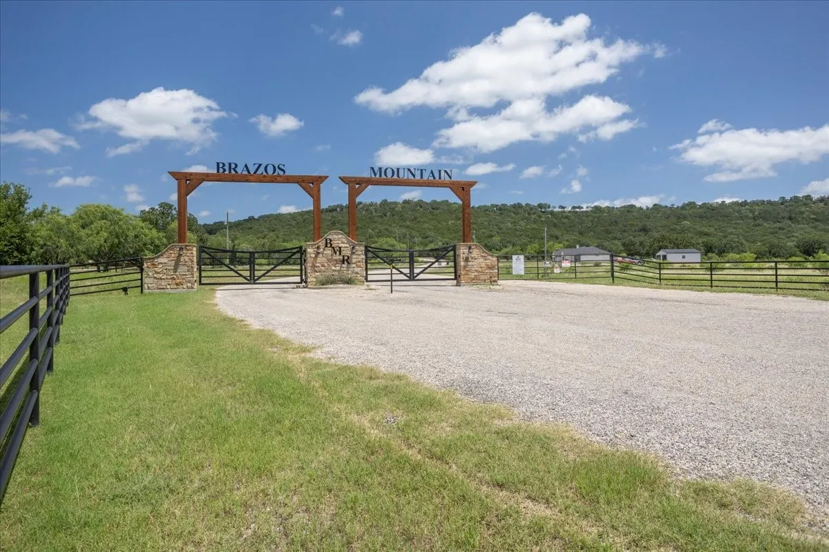Unimproved Land For Sale in Palo Pinto County , Lot 205 Mountain Top Trail, Mineral Wells, Texas 76067, 0, 0, Garage spaces, 0 Sqft, built in 0, Price $848,000, mls#21301043, Real Estate Agent in Mineral Wells, Homes For Sale in Palo Pinto county, Homes For Sale in Mineral Wells, Realtor in Mineral Wells Texas, Real Estate Brokerage Independent Realty Texas, Luminita Cordes Realtor