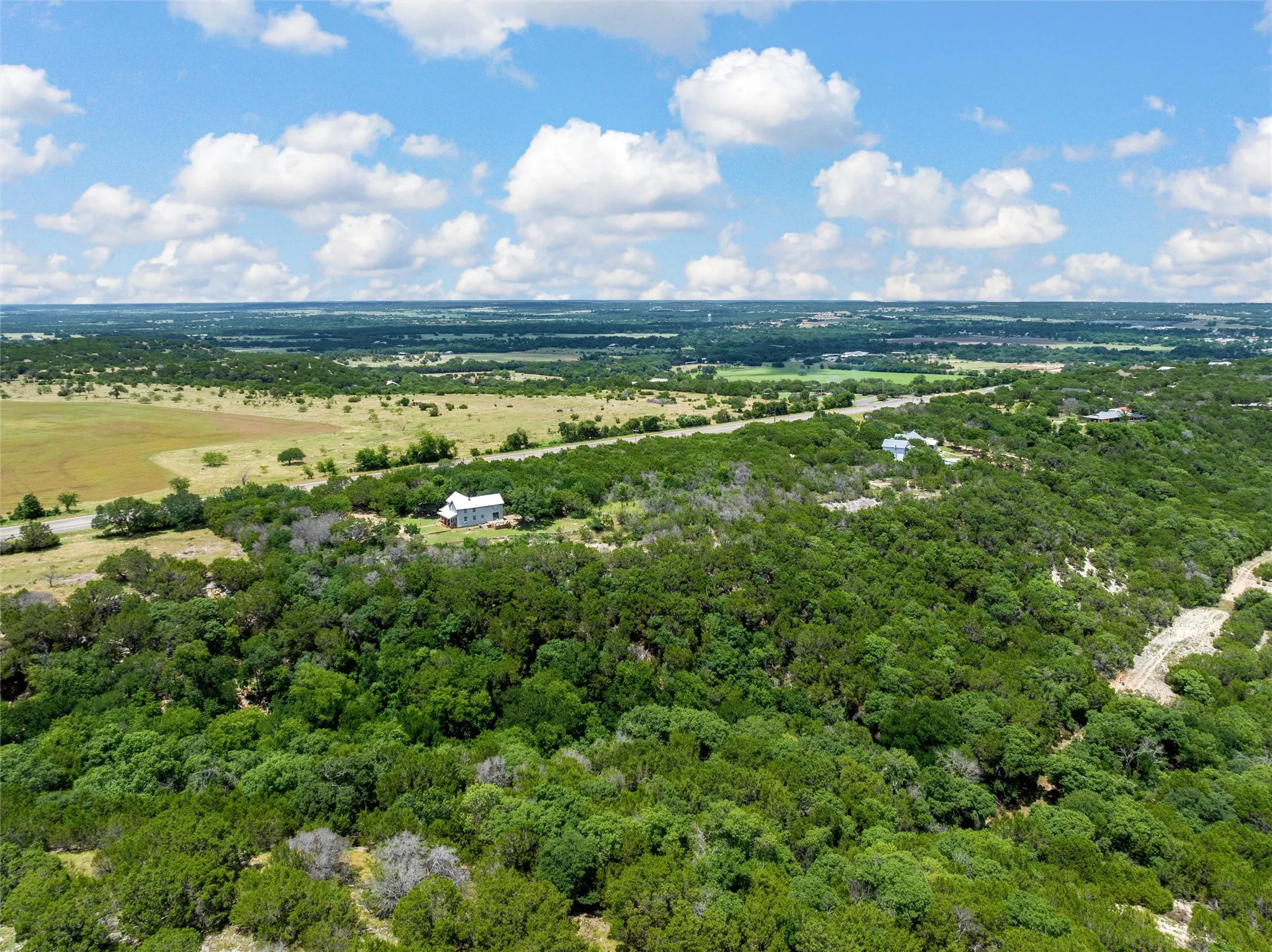 Single Family Residence For Sale in Bosque County , 8395 STATE HIGHWAY 22, Meridian, Texas 76665, 4 Bedroom, 2 Bathroom, Garage spaces, 1,856 Sqft, built in 1960, mls#21301021, Real Estate Agent in Meridian, Homes For Sale in Bosque county, Homes For Sale in Meridian, Realtor in Meridian Texas, Real Estate Brokerage Independent Realty Texas, Luminita Cordes Realtor