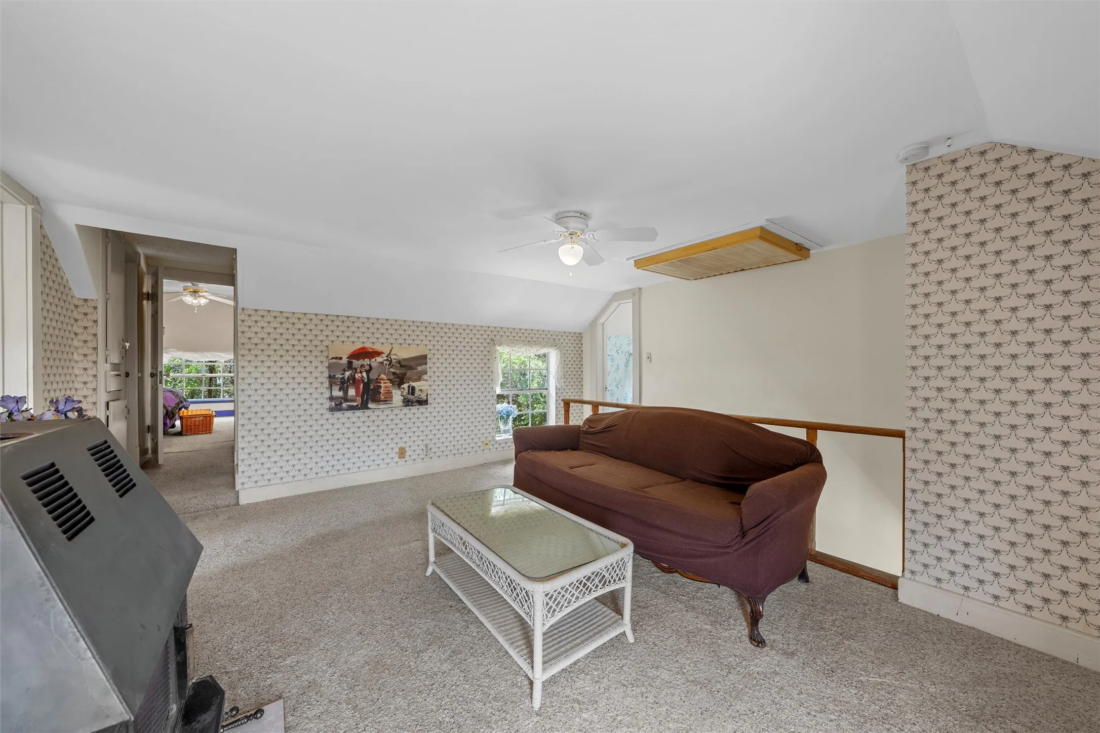 Single Family Residence For Sale in Bosque County , 8395 STATE HIGHWAY 22, Meridian, Texas 76665, 4 Bedroom, 2 Bathroom, Garage spaces, 1,856 Sqft, built in 1960, mls#21301021, Real Estate Agent in Meridian, Homes For Sale in Bosque county, Homes For Sale in Meridian, Realtor in Meridian Texas, Real Estate Brokerage Independent Realty Texas, Luminita Cordes Realtor