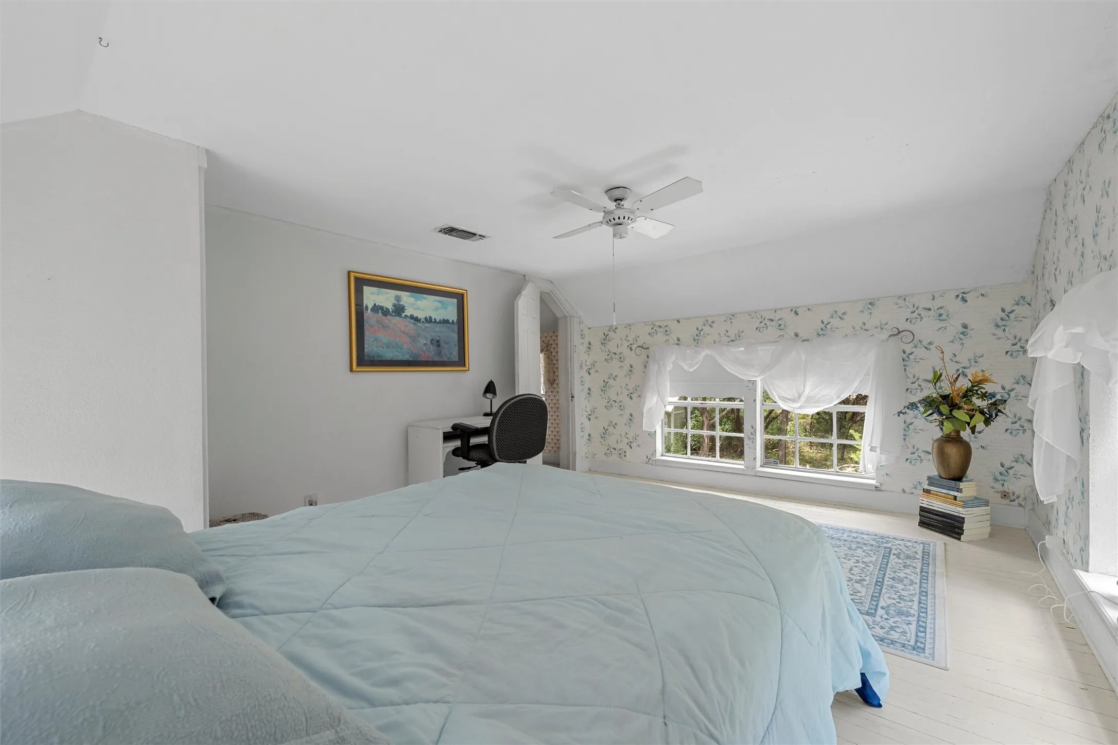 Single Family Residence For Sale in Bosque County , 8395 STATE HIGHWAY 22, Meridian, Texas 76665, 4 Bedroom, 2 Bathroom, Garage spaces, 1,856 Sqft, built in 1960, mls#21301021, Real Estate Agent in Meridian, Homes For Sale in Bosque county, Homes For Sale in Meridian, Realtor in Meridian Texas, Real Estate Brokerage Independent Realty Texas, Luminita Cordes Realtor