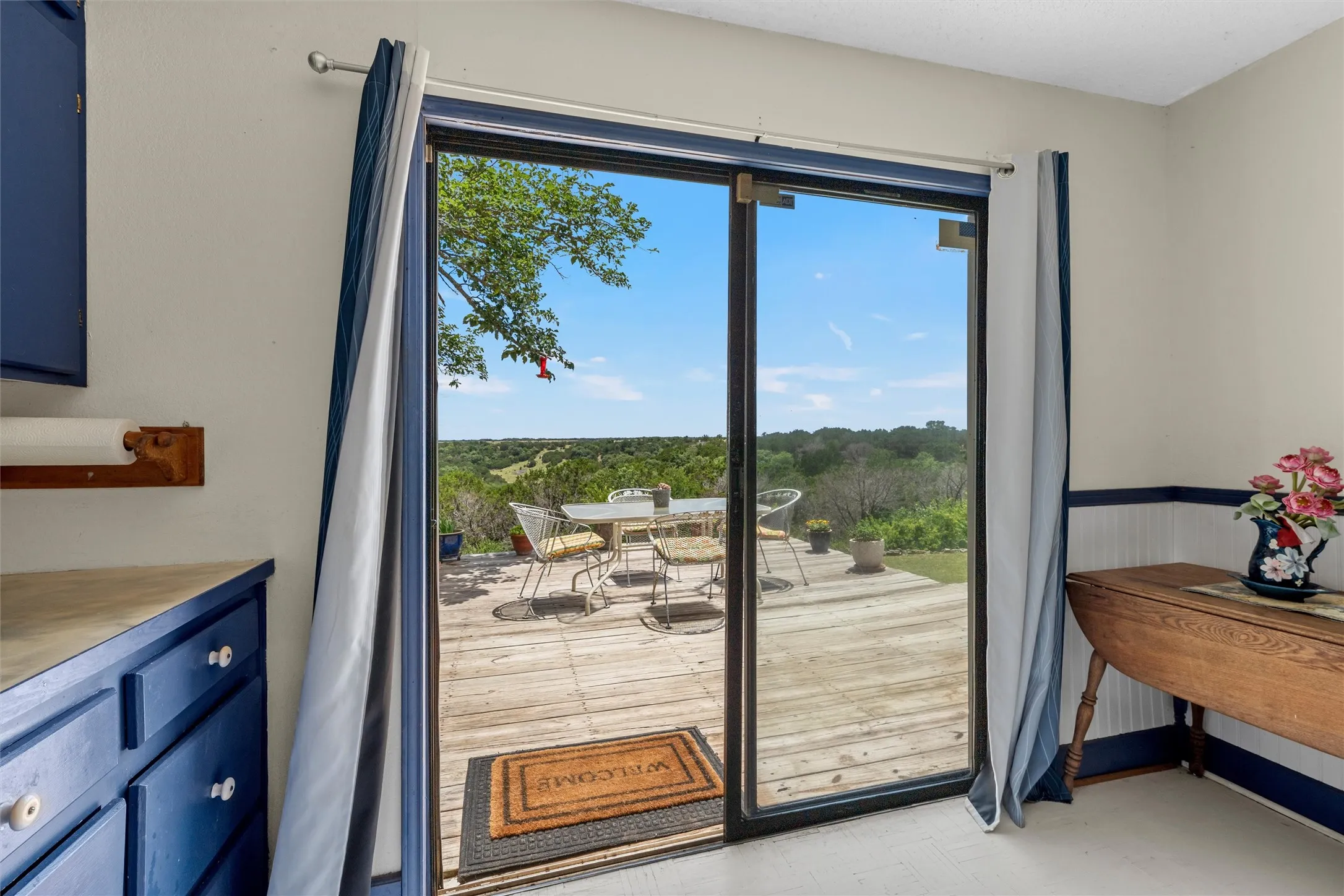 Single Family Residence For Sale in Bosque County , 8395 STATE HIGHWAY 22, Meridian, Texas 76665, 4 Bedroom, 2 Bathroom, Garage spaces, 1,856 Sqft, built in 1960, mls#21301021, Real Estate Agent in Meridian, Homes For Sale in Bosque county, Homes For Sale in Meridian, Realtor in Meridian Texas, Real Estate Brokerage Independent Realty Texas, Luminita Cordes Realtor