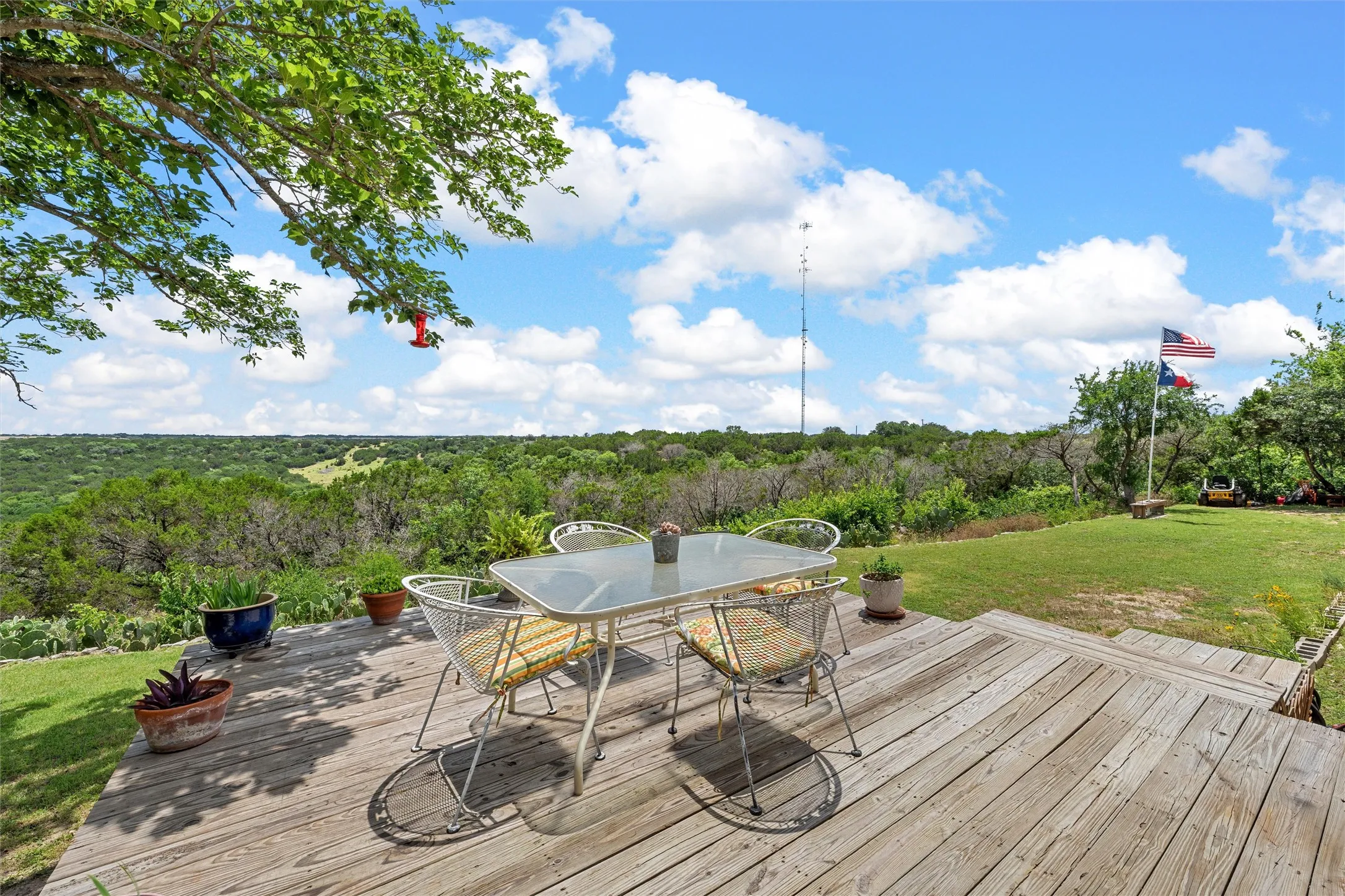 Single Family Residence For Sale in Bosque County , 8395 STATE HIGHWAY 22, Meridian, Texas 76665, 4 Bedroom, 2 Bathroom, Garage spaces, 1,856 Sqft, built in 1960, mls#21301021, Real Estate Agent in Meridian, Homes For Sale in Bosque county, Homes For Sale in Meridian, Realtor in Meridian Texas, Real Estate Brokerage Independent Realty Texas, Luminita Cordes Realtor