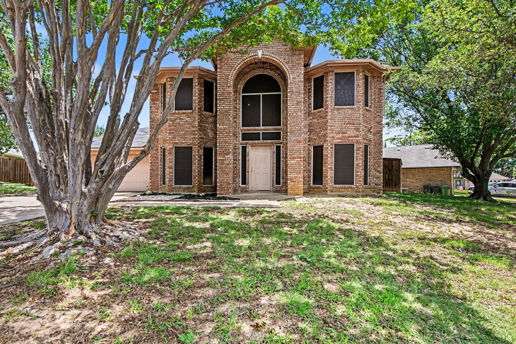 Single Family Residence For Sale in Tarrant County , 7654 Moss Court, North Richland Hills, Texas 76182, 4 Bedroom, 3 Bathroom, 2 Garage spaces, 2,333 Sqft, built in 1990, mls#21300528, Real Estate Agent in North Richland Hills, Homes For Sale in Tarrant county, Homes For Sale in North Richland Hills, Realtor in North Richland Hills Texas, Real Estate Brokerage Independent Realty Texas, Luminita Cordes Realtor
