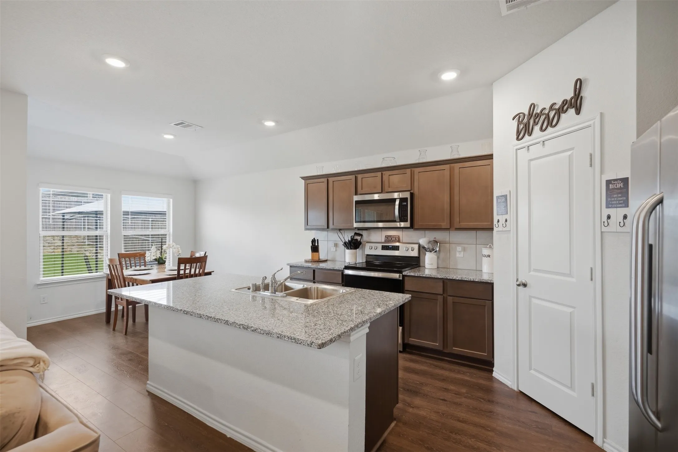 Single Family Residence For Sale in Kaufman County , 2424 Wildhaven Road, Crandall, Texas 75114, 3 Bedroom, 2 Bathroom, 2 Garage spaces, 1,521 Sqft, built in 2021, mls#21301078, Real Estate Agent in Crandall, Homes For Sale in Kaufman county, Homes For Sale in Crandall, Realtor in Crandall Texas, Real Estate Brokerage Independent Realty Texas, Luminita Cordes Realtor