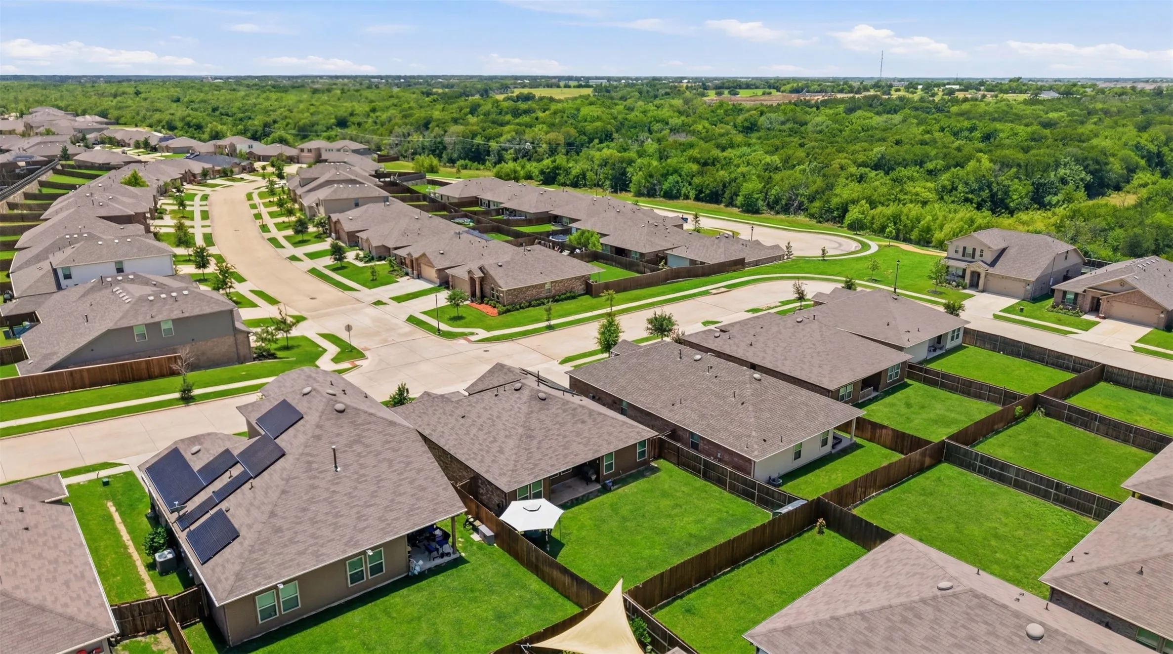 Single Family Residence For Sale in Kaufman County , 2424 Wildhaven Road, Crandall, Texas 75114, 3 Bedroom, 2 Bathroom, 2 Garage spaces, 1,521 Sqft, built in 2021, mls#21301078, Real Estate Agent in Crandall, Homes For Sale in Kaufman county, Homes For Sale in Crandall, Realtor in Crandall Texas, Real Estate Brokerage Independent Realty Texas, Luminita Cordes Realtor