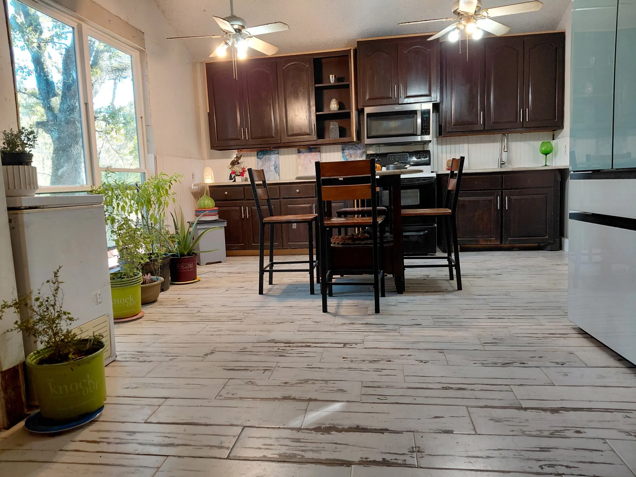 Single Family Residence For Sale in Van Zandt County , 123 Private Road 7827, Wills Point, Texas 75169, 3 Bedroom, 1 Bathroom, Garage spaces, 1,392 Sqft, built in 1977, mls#21301076, Real Estate Agent in Wills Point, Homes For Sale in Van Zandt county, Homes For Sale in Wills Point, Realtor in Wills Point Texas, Real Estate Brokerage Independent Realty Texas, Luminita Cordes Realtor