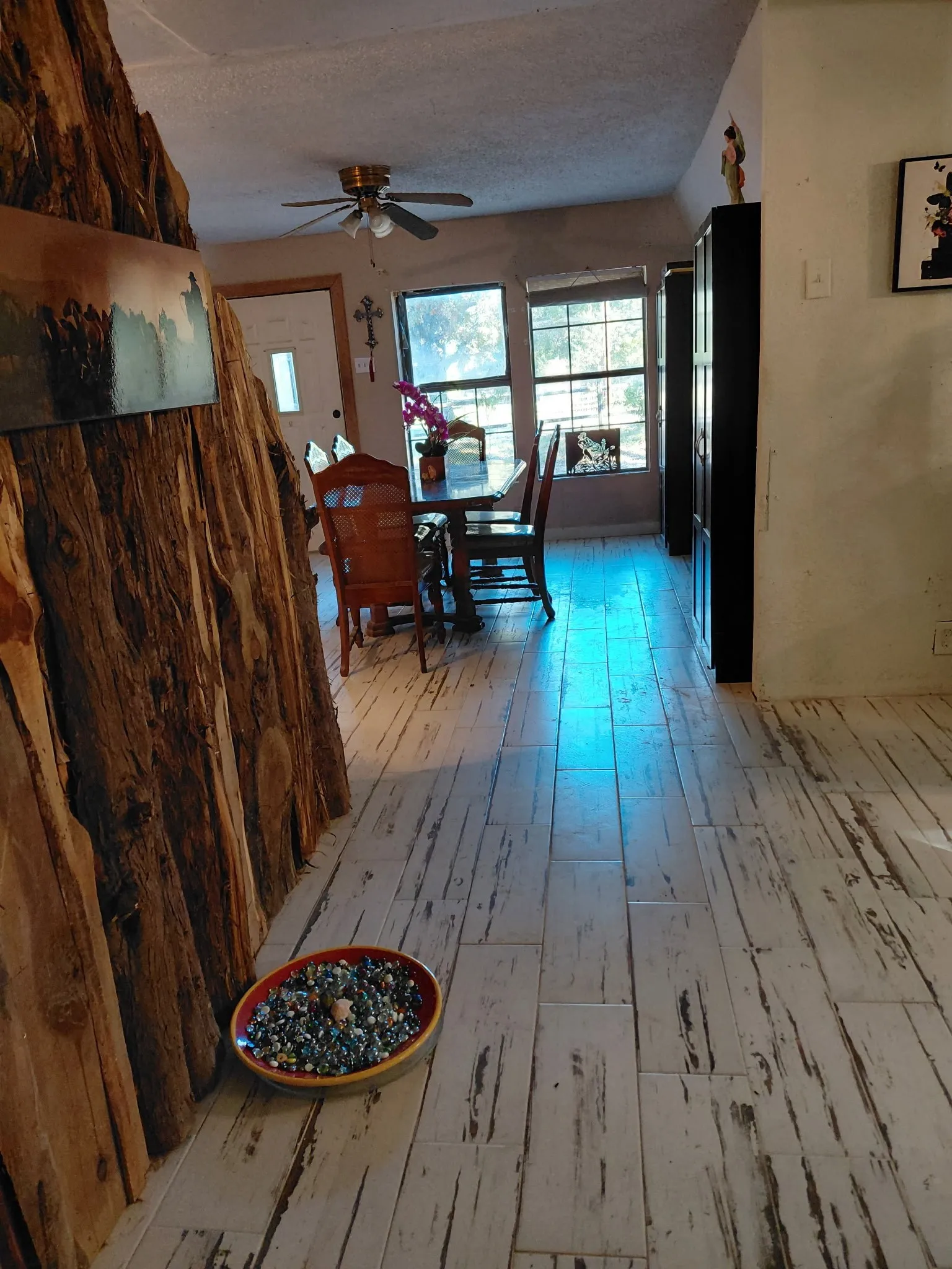 Single Family Residence For Sale in Van Zandt County , 123 Private Road 7827, Wills Point, Texas 75169, 3 Bedroom, 1 Bathroom, Garage spaces, 1,392 Sqft, built in 1977, mls#21301076, Real Estate Agent in Wills Point, Homes For Sale in Van Zandt county, Homes For Sale in Wills Point, Realtor in Wills Point Texas, Real Estate Brokerage Independent Realty Texas, Luminita Cordes Realtor