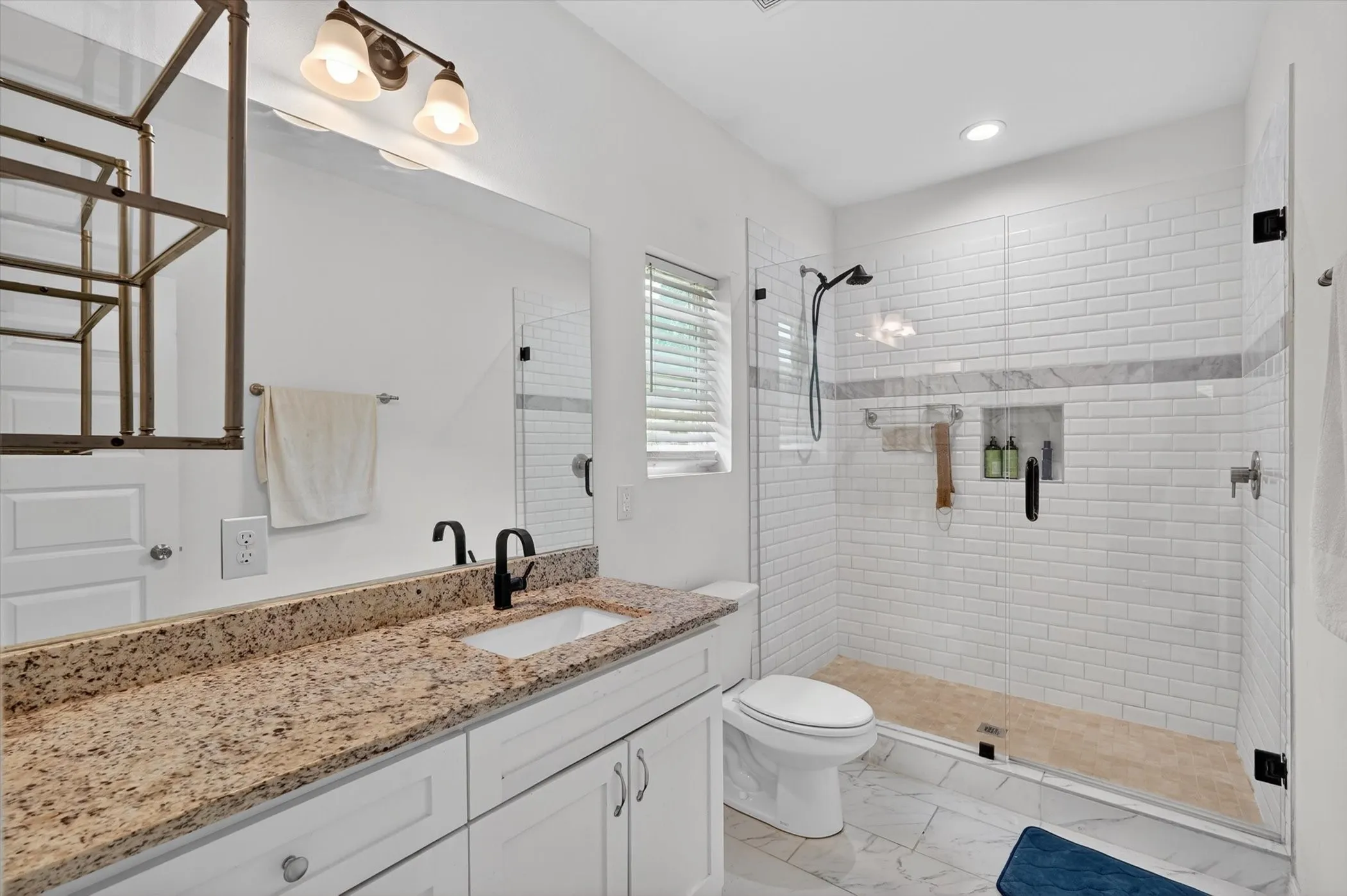 Single Family Residence For Sale in Dallas County , 4552 Corregidor Street, Dallas, Texas 75216, 3 Bedroom, 3 Bathroom, Garage spaces, 1,976 Sqft, built in 2022, mls#21286202, Real Estate Agent in Dallas, Homes For Sale in Dallas county, Homes For Sale in Dallas, Realtor in Dallas Texas, Real Estate Brokerage Independent Realty Texas, Luminita Cordes Realtor