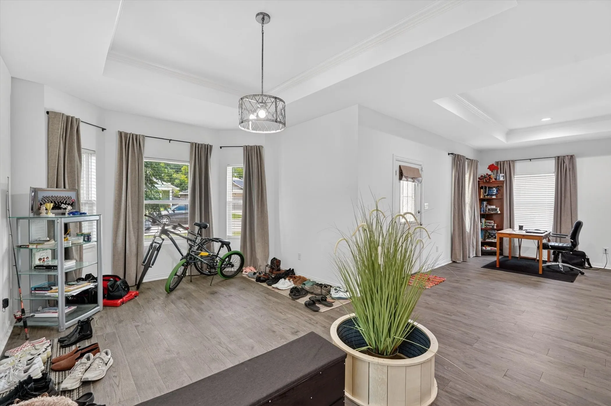 Single Family Residence For Sale in Dallas County , 4552 Corregidor Street, Dallas, Texas 75216, 3 Bedroom, 3 Bathroom, Garage spaces, 1,976 Sqft, built in 2022, mls#21286202, Real Estate Agent in Dallas, Homes For Sale in Dallas county, Homes For Sale in Dallas, Realtor in Dallas Texas, Real Estate Brokerage Independent Realty Texas, Luminita Cordes Realtor