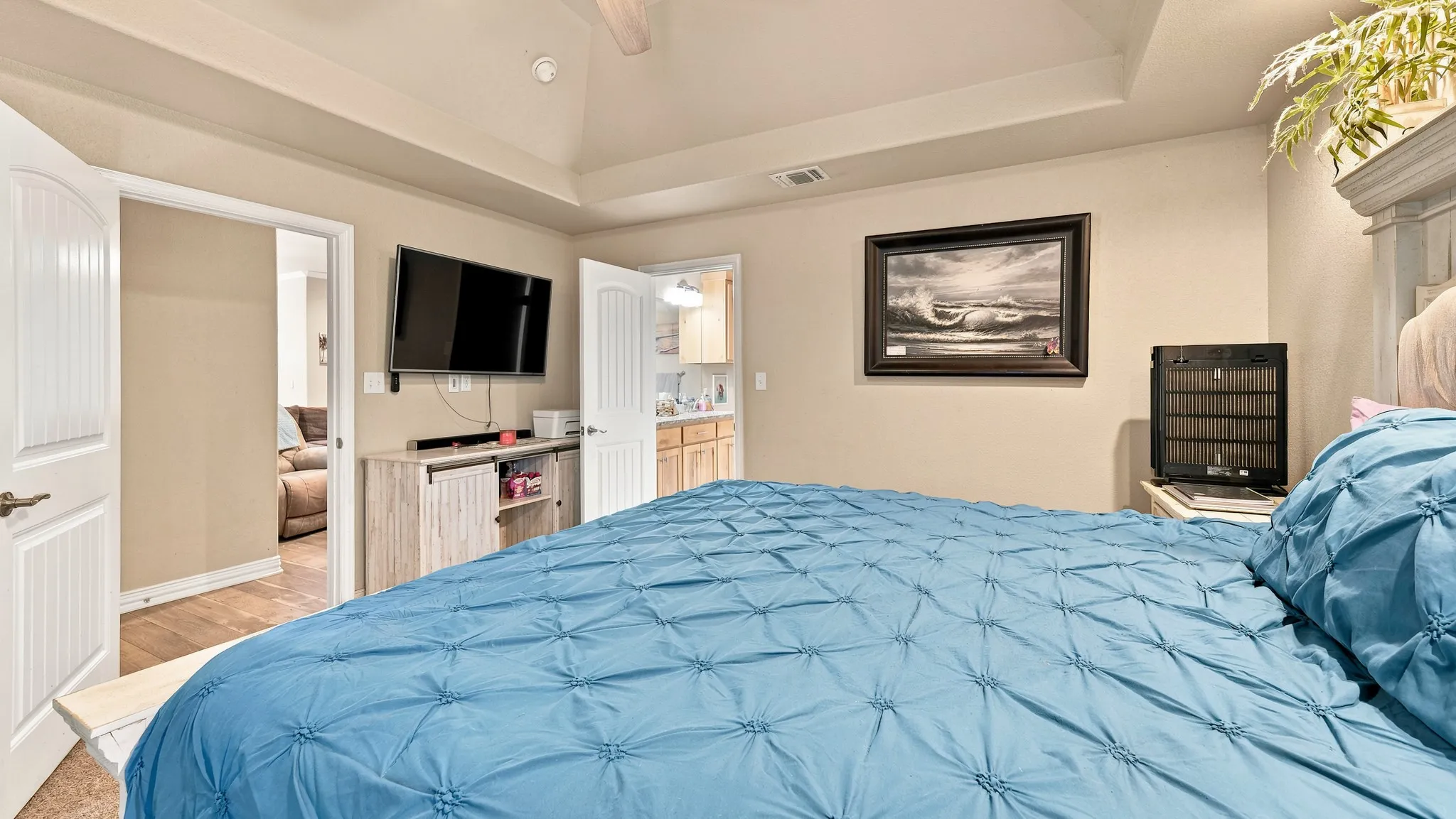 Single Family Residence For Sale in Hood County , 4016 Cherokee Court, Granbury, Texas 76048, 4 Bedroom, 2 Bathroom, 2 Garage spaces, 1,917 Sqft, built in 2019, mls#21299737, Real Estate Agent in Granbury, Homes For Sale in Hood county, Homes For Sale in Granbury, Realtor in Granbury Texas, Real Estate Brokerage Independent Realty Texas, Luminita Cordes Realtor