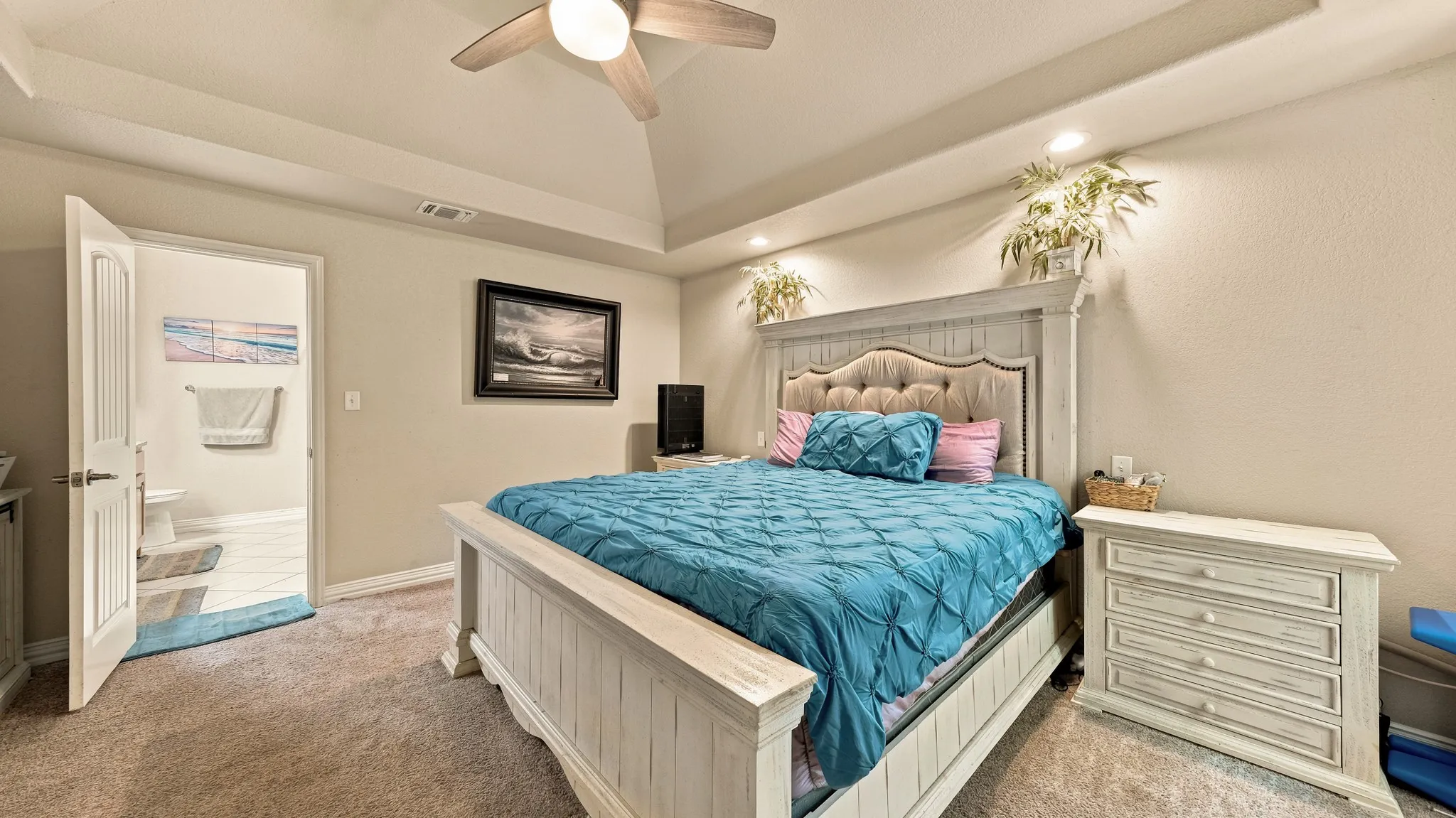 Single Family Residence For Sale in Hood County , 4016 Cherokee Court, Granbury, Texas 76048, 4 Bedroom, 2 Bathroom, 2 Garage spaces, 1,917 Sqft, built in 2019, mls#21299737, Real Estate Agent in Granbury, Homes For Sale in Hood county, Homes For Sale in Granbury, Realtor in Granbury Texas, Real Estate Brokerage Independent Realty Texas, Luminita Cordes Realtor