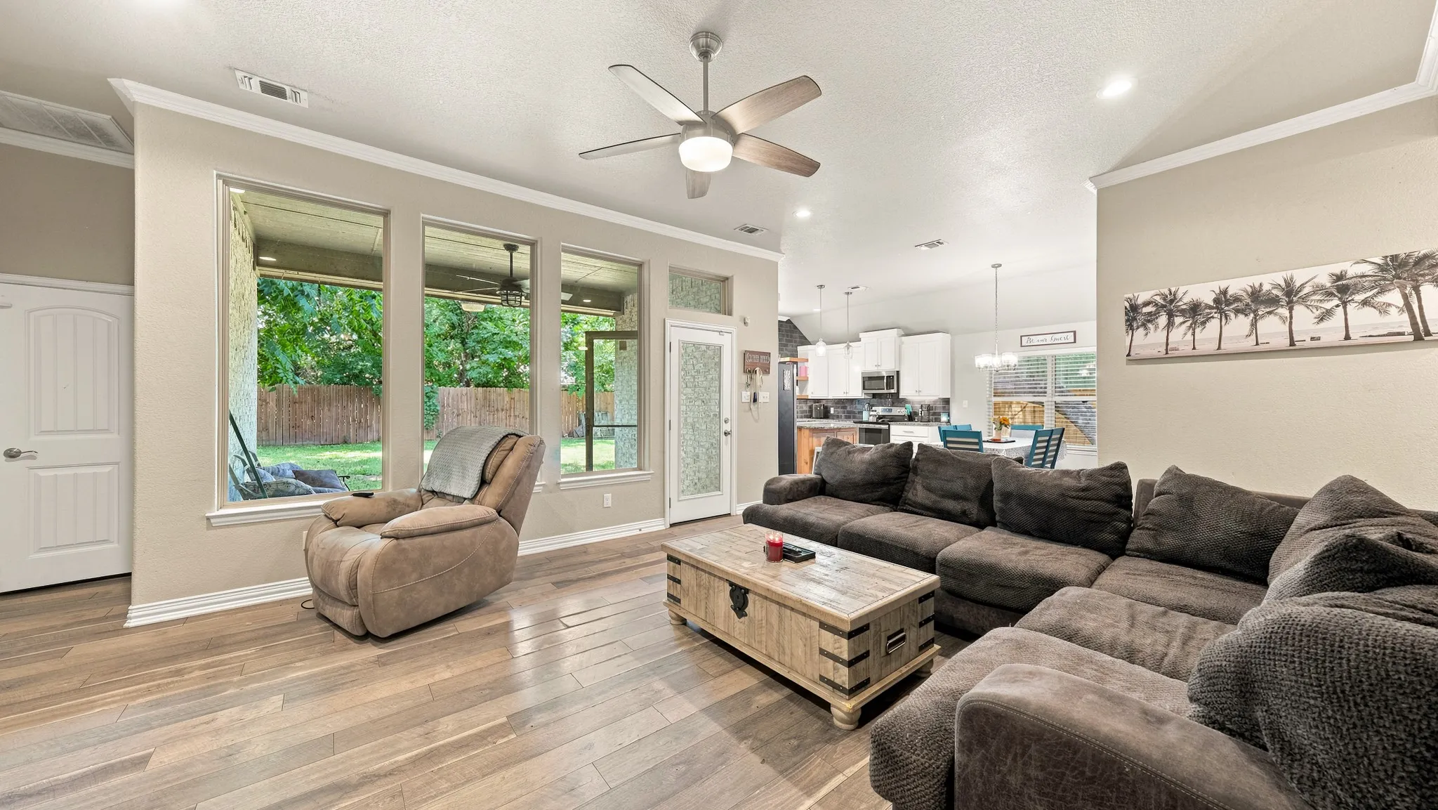 Single Family Residence For Sale in Hood County , 4016 Cherokee Court, Granbury, Texas 76048, 4 Bedroom, 2 Bathroom, 2 Garage spaces, 1,917 Sqft, built in 2019, mls#21299737, Real Estate Agent in Granbury, Homes For Sale in Hood county, Homes For Sale in Granbury, Realtor in Granbury Texas, Real Estate Brokerage Independent Realty Texas, Luminita Cordes Realtor