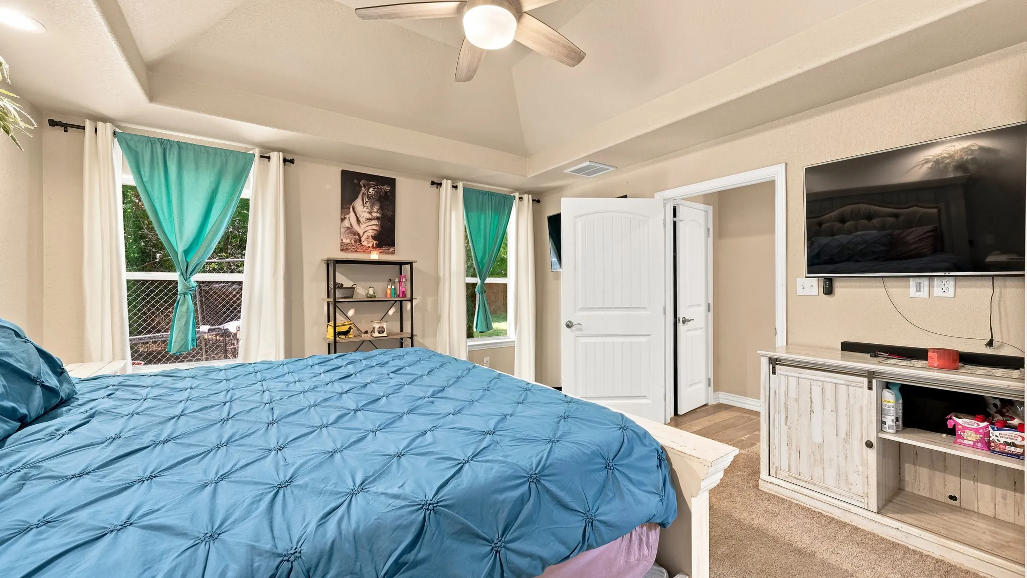 Single Family Residence For Sale in Hood County , 4016 Cherokee Court, Granbury, Texas 76048, 4 Bedroom, 2 Bathroom, 2 Garage spaces, 1,917 Sqft, built in 2019, mls#21299737, Real Estate Agent in Granbury, Homes For Sale in Hood county, Homes For Sale in Granbury, Realtor in Granbury Texas, Real Estate Brokerage Independent Realty Texas, Luminita Cordes Realtor