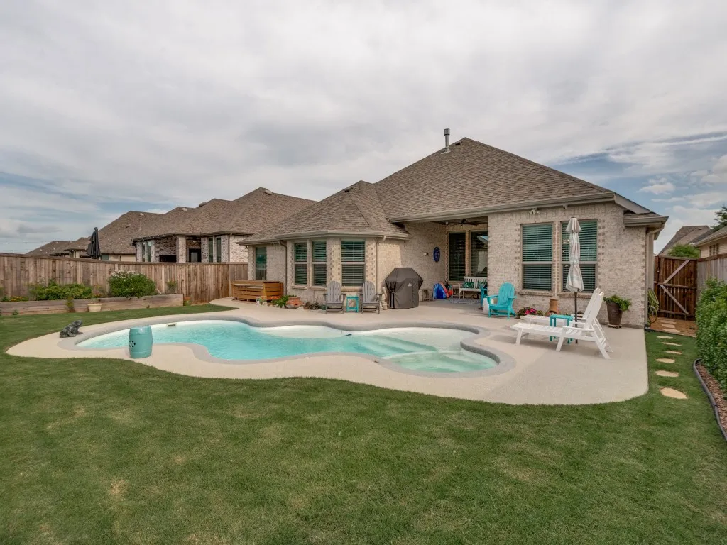 Single Family Residence For Sale in Collin County , 2507 Brandywine Drive, Melissa, Texas 75454, 4 Bedroom, 3 Bathroom, 3 Garage spaces, 2,606 Sqft, built in 2020, mls#21300305, Real Estate Agent in Melissa, Homes For Sale in Collin county, Homes For Sale in Melissa, Realtor in Melissa Texas, Real Estate Brokerage Independent Realty Texas, Luminita Cordes Realtor