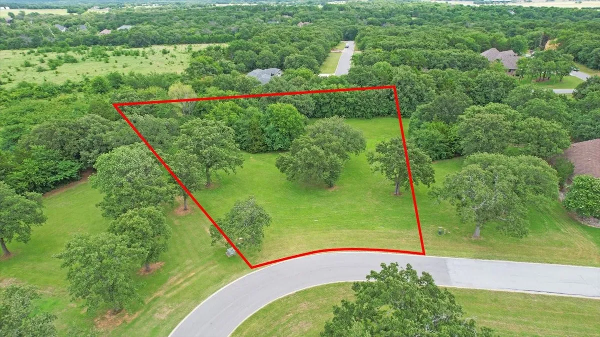 Unimproved Land For Sale in Grayson County , TBD Pronghorn Drive, Gordonville, Texas 76245, 0, 0, Garage spaces, 0 Sqft, built in 0, Price $70,000, mls#21301108, Real Estate Agent in Gordonville, Homes For Sale in Grayson county, Homes For Sale in Gordonville, Realtor in Gordonville Texas, Real Estate Brokerage Independent Realty Texas, Luminita Cordes Realtor
