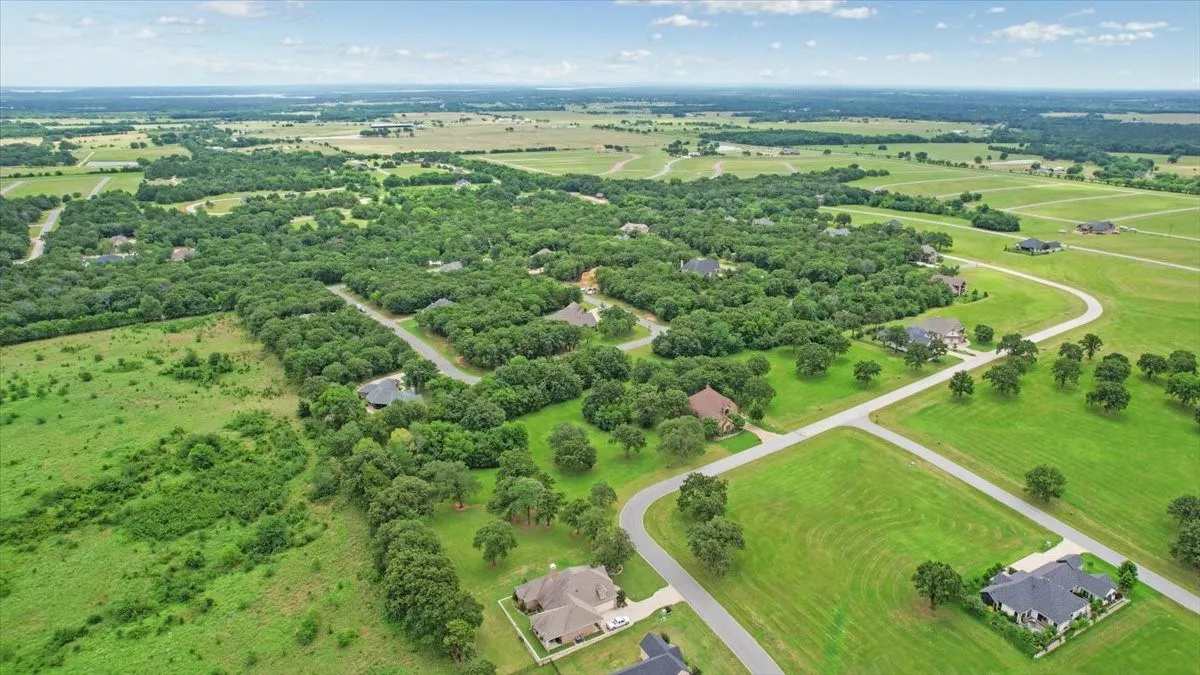 Unimproved Land For Sale in Grayson County , TBD Pronghorn Drive, Gordonville, Texas 76245, 0, 0, Garage spaces, 0 Sqft, built in 0, Price $70,000, mls#21301108, Real Estate Agent in Gordonville, Homes For Sale in Grayson county, Homes For Sale in Gordonville, Realtor in Gordonville Texas, Real Estate Brokerage Independent Realty Texas, Luminita Cordes Realtor