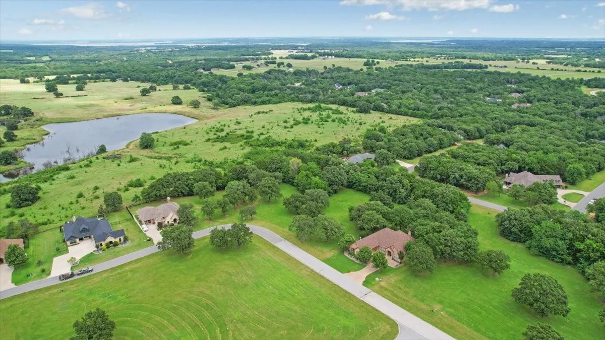 Unimproved Land For Sale in Grayson County , TBD Pronghorn Drive, Gordonville, Texas 76245, 0, 0, Garage spaces, 0 Sqft, built in 0, Price $70,000, mls#21301108, Real Estate Agent in Gordonville, Homes For Sale in Grayson county, Homes For Sale in Gordonville, Realtor in Gordonville Texas, Real Estate Brokerage Independent Realty Texas, Luminita Cordes Realtor
