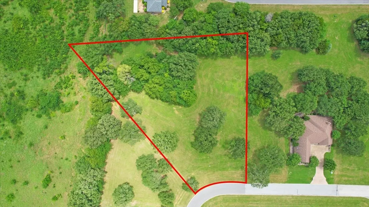 Unimproved Land For Sale in Grayson County , TBD Pronghorn Drive, Gordonville, Texas 76245, 0, 0, Garage spaces, 0 Sqft, built in 0, Price $70,000, mls#21301108, Real Estate Agent in Gordonville, Homes For Sale in Grayson county, Homes For Sale in Gordonville, Realtor in Gordonville Texas, Real Estate Brokerage Independent Realty Texas, Luminita Cordes Realtor
