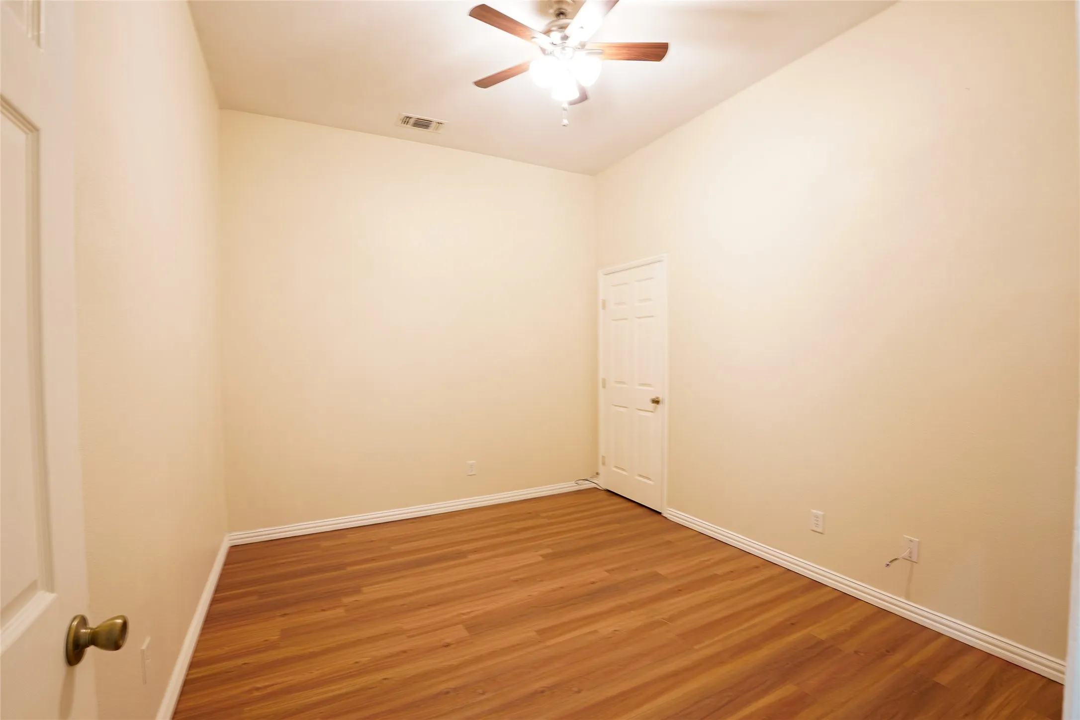 Duplex For Sale in Wise County , 1101 Cates Street, Bridgeport, Texas 76426, 10 Bedroom, 4 Bathroom, Garage spaces, 0 Sqft, built in 2003, mls#21297498, Real Estate Agent in Bridgeport, Homes For Sale in Wise county, Homes For Sale in Bridgeport, Realtor in Bridgeport Texas, Real Estate Brokerage Independent Realty Texas, Luminita Cordes Realtor