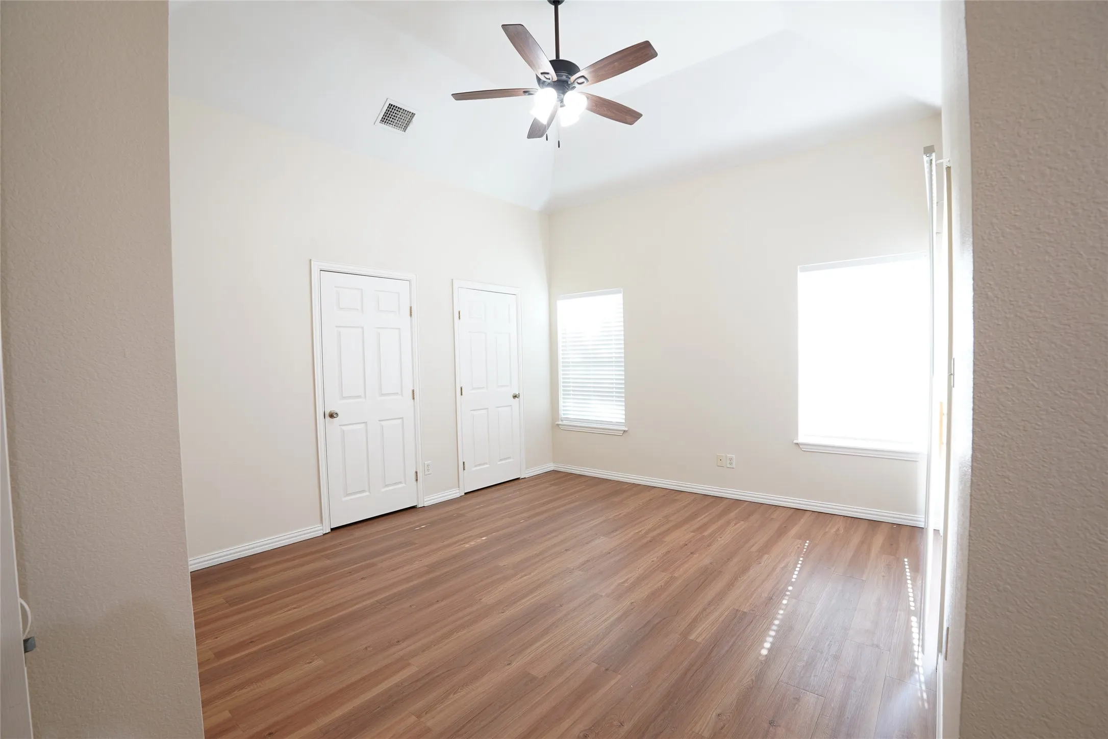 Duplex For Sale in Wise County , 1101 Cates Street, Bridgeport, Texas 76426, 10 Bedroom, 4 Bathroom, Garage spaces, 0 Sqft, built in 2003, mls#21297498, Real Estate Agent in Bridgeport, Homes For Sale in Wise county, Homes For Sale in Bridgeport, Realtor in Bridgeport Texas, Real Estate Brokerage Independent Realty Texas, Luminita Cordes Realtor