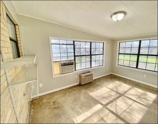 window and wall a/c units