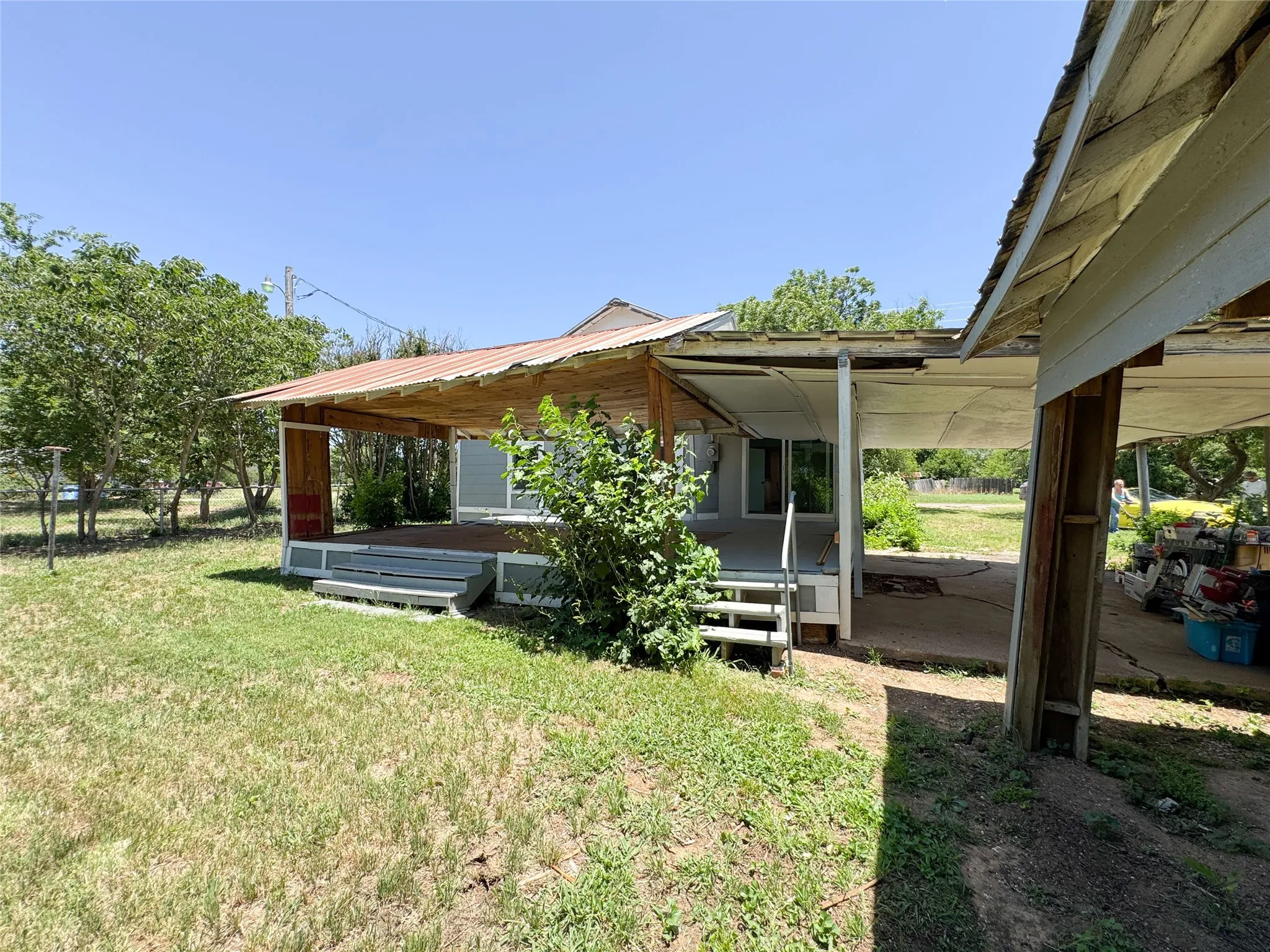 Single Family Residence For Sale in Eastland County , 1402 Avenue A, Cisco, Texas 76437, 2 Bedroom, 2 Bathroom, Garage spaces, 1,155 Sqft, built in 1940, mls#21299935, Real Estate Agent in Cisco, Homes For Sale in Eastland county, Homes For Sale in Cisco, Realtor in Cisco Texas, Real Estate Brokerage Independent Realty Texas, Luminita Cordes Realtor