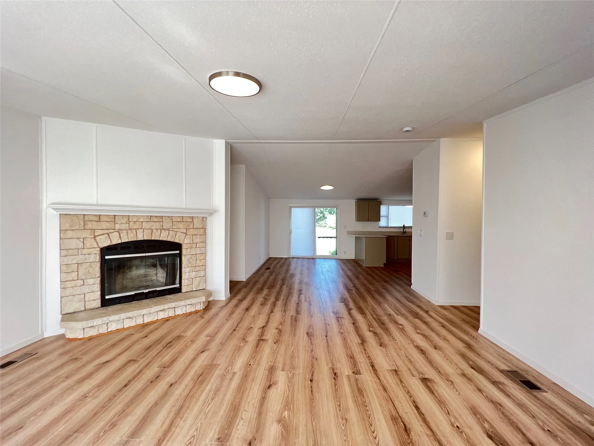 Manufactured Home For Sale in Hunt County , 4418 County Road 2596, Royse City, Texas 75189, 4 Bedroom, 2 Bathroom, 2 Garage spaces, 1,792 Sqft, built in 2003, mls#21301088, Real Estate Agent in Royse City, Homes For Sale in Hunt county, Homes For Sale in Royse City, Realtor in Royse City Texas, Real Estate Brokerage Independent Realty Texas, Luminita Cordes Realtor