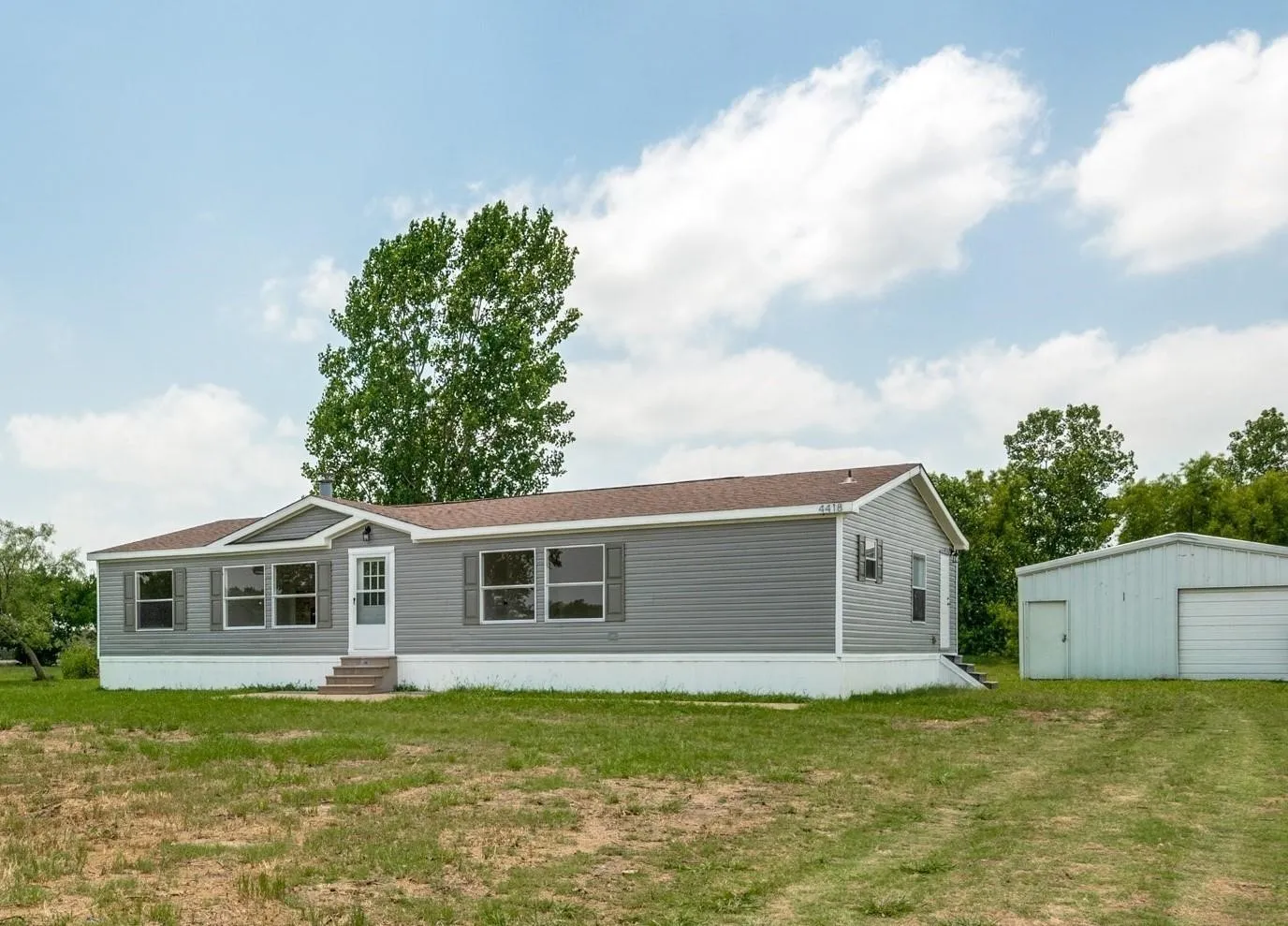 Manufactured Home For Sale in Hunt County , 4418 County Road 2596, Royse City, Texas 75189, 4 Bedroom, 2 Bathroom, 2 Garage spaces, 1,792 Sqft, built in 2003, mls#21301088, Real Estate Agent in Royse City, Homes For Sale in Hunt county, Homes For Sale in Royse City, Realtor in Royse City Texas, Real Estate Brokerage Independent Realty Texas, Luminita Cordes Realtor