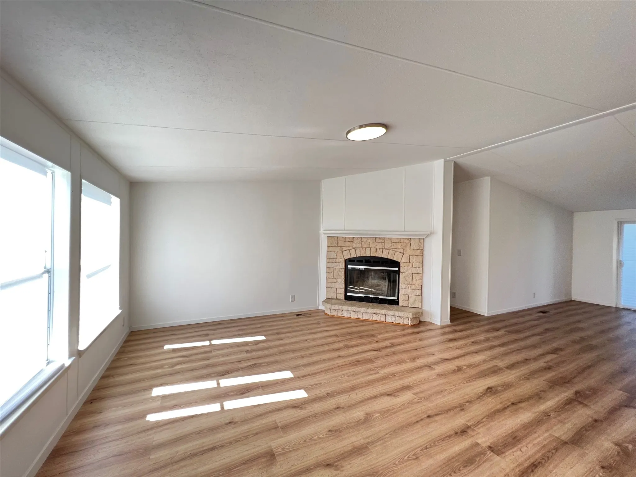 Manufactured Home For Sale in Hunt County , 4418 County Road 2596, Royse City, Texas 75189, 4 Bedroom, 2 Bathroom, 2 Garage spaces, 1,792 Sqft, built in 2003, mls#21301088, Real Estate Agent in Royse City, Homes For Sale in Hunt county, Homes For Sale in Royse City, Realtor in Royse City Texas, Real Estate Brokerage Independent Realty Texas, Luminita Cordes Realtor