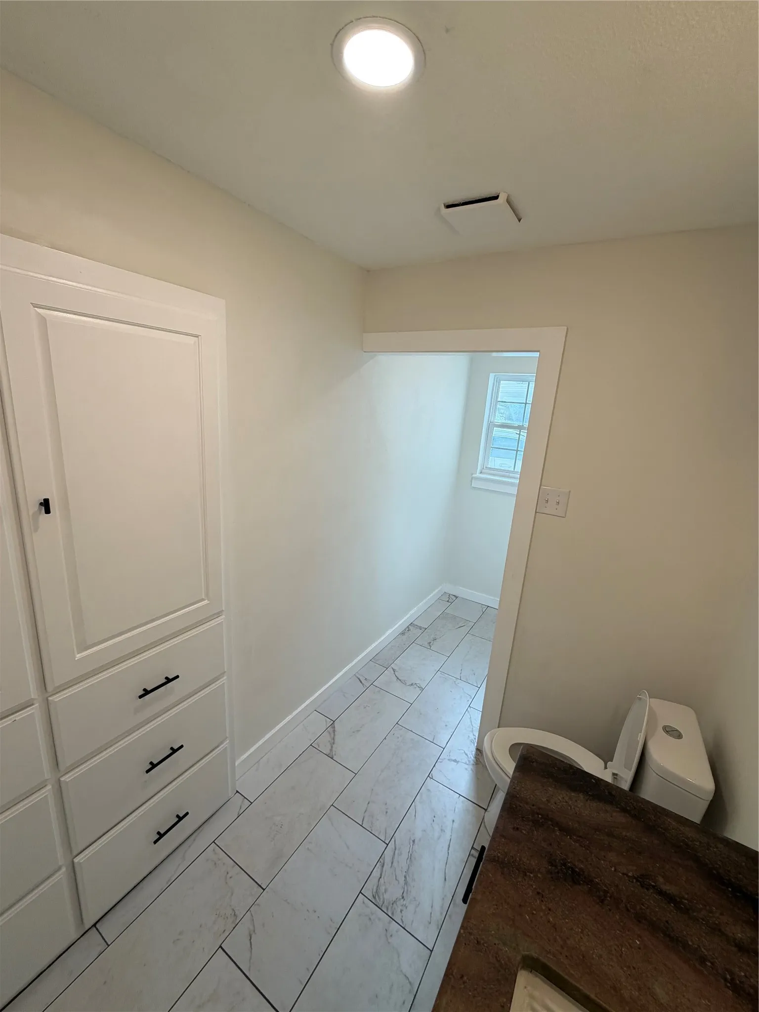 Single Family Residence For Rent in Mc Lennan County , 518 Fairway Road, Woodway, Texas 76712, 3 Bedroom, 2 Bathroom, Garage spaces, 2,223 Sqft, built in 1965, mls#21300006, Real Estate Agent in Woodway, Homes For Rent in Mc Lennan county, Homes For Rent in Woodway, Realtor in Woodway Texas, Real Estate Brokerage Independent Realty Texas, Luminita Cordes Realtor