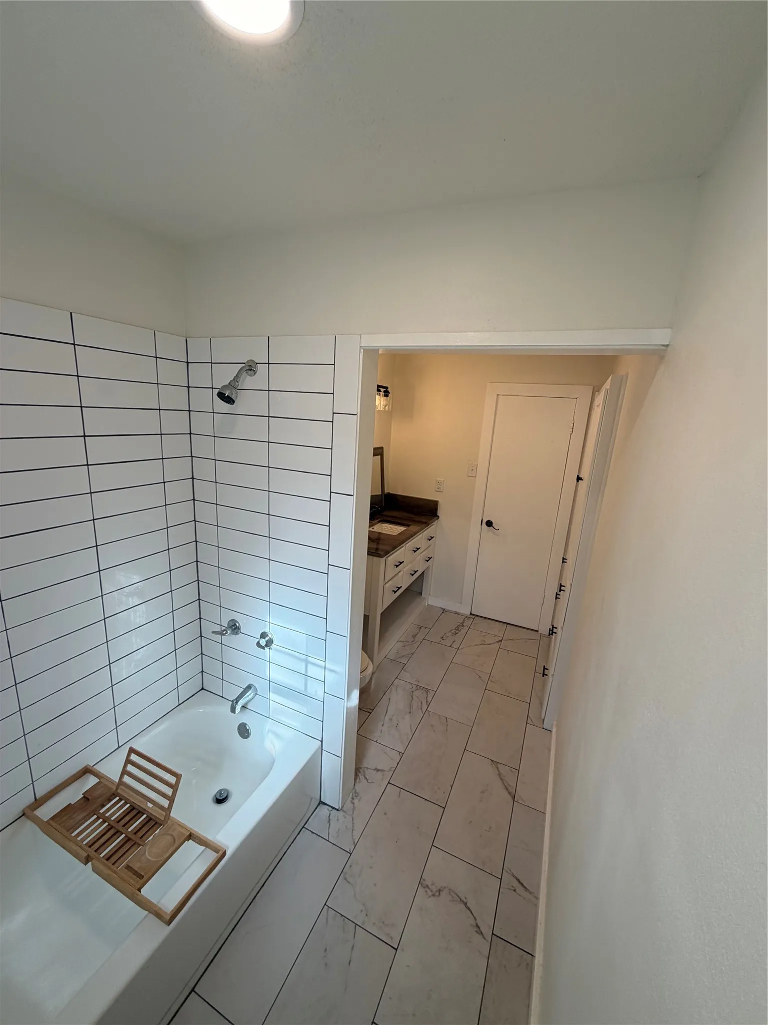 Single Family Residence For Rent in Mc Lennan County , 518 Fairway Road, Woodway, Texas 76712, 3 Bedroom, 2 Bathroom, Garage spaces, 2,223 Sqft, built in 1965, mls#21300006, Real Estate Agent in Woodway, Homes For Rent in Mc Lennan county, Homes For Rent in Woodway, Realtor in Woodway Texas, Real Estate Brokerage Independent Realty Texas, Luminita Cordes Realtor