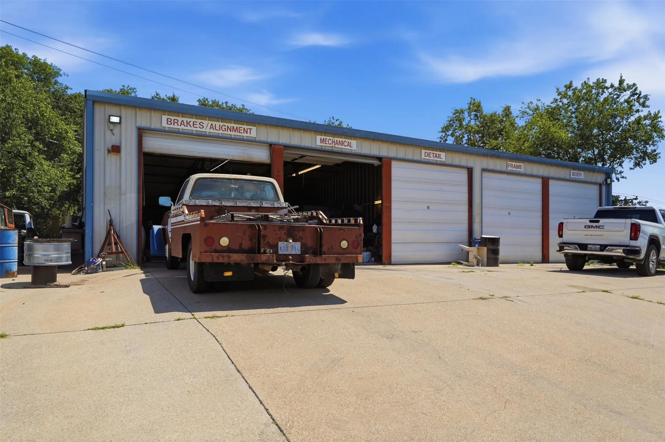Business For Sale in Tarrant County , 5416 Jacksboro Highway, Sansom Park, Texas 76114, 0, 0, Garage spaces, 0 Sqft, built in 1960, mls#21301110, Real Estate Agent in Sansom Park, Homes For Sale in Tarrant county, Homes For Sale in Sansom Park, Realtor in Sansom Park Texas, Real Estate Brokerage Independent Realty Texas, Luminita Cordes Realtor