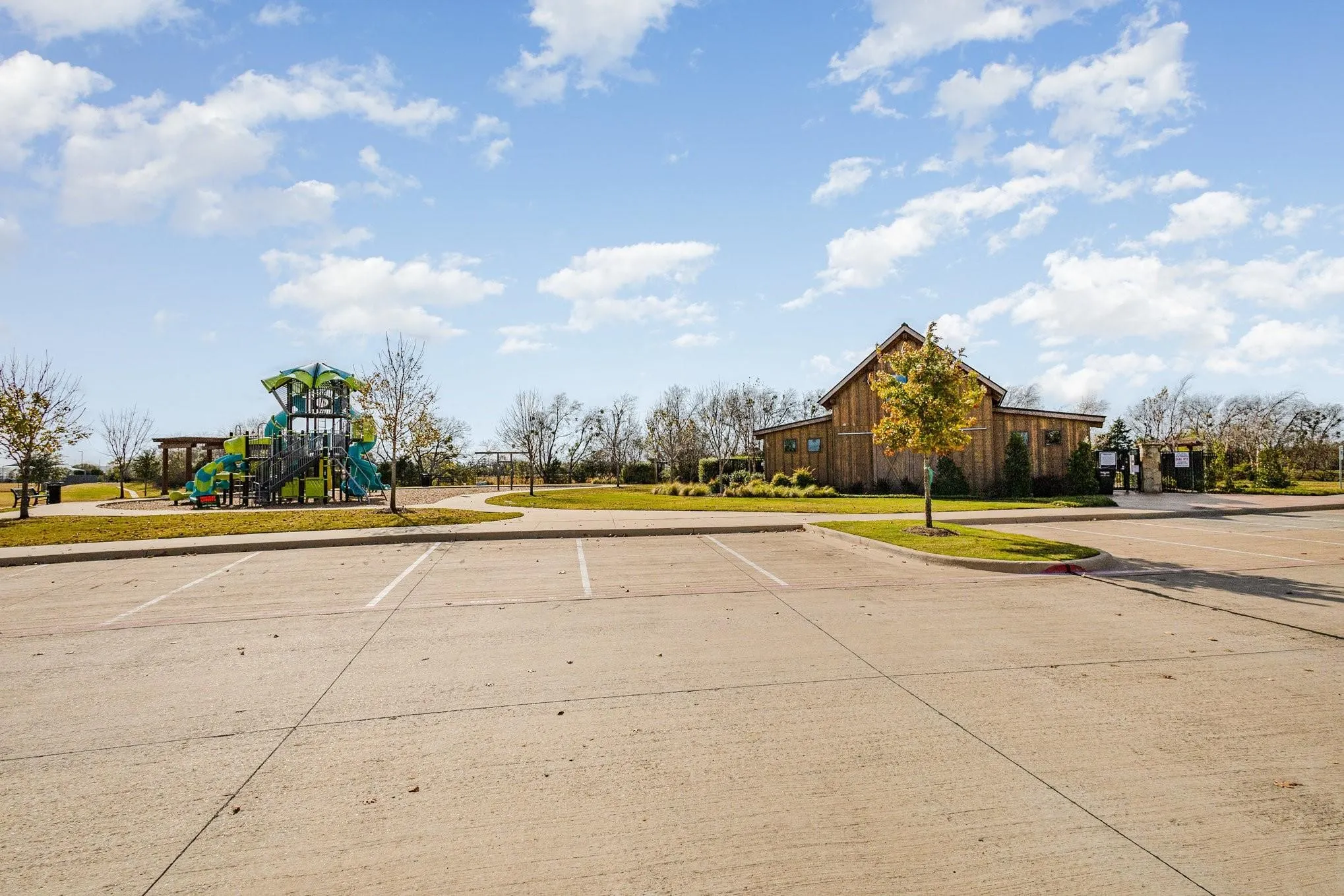 Single Family Residence For Sale in Hunt County , 112 Kiskadee Trail, Caddo Mills, Texas 75135, 4 Bedroom, 3 Bathroom, 2 Garage spaces, 2,940 Sqft, built in 2023, Price $382,500, mls#21301122, Real Estate Agent in Caddo Mills, Homes For Sale in Hunt county, Homes For Sale in Caddo Mills, Realtor in Caddo Mills Texas, Real Estate Brokerage Independent Realty Texas, Luminita Cordes Realtor