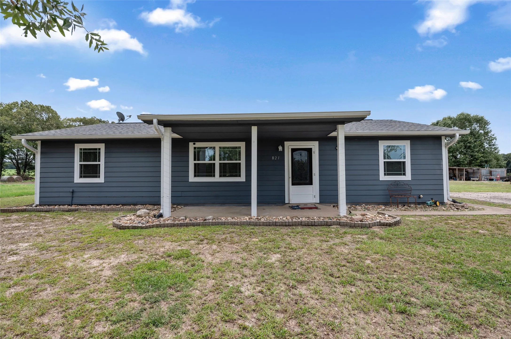 Single Family Residence For Sale in Wood County , 821 County road 3245, Quitman, Texas 75783, 2 Bedrooms, 2 Bathrooms, Garage spaces, 1,248 Sqft, built in 2006, Price $244,900, mls#21301147, Real Estate Agent in Quitman, Homes For Sale in Wood county, Homes For Sale in Quitman, Realtor in Quitman Texas, Real Estate Brokerage Independent Realty Texas, Luminita Cordes Realtor