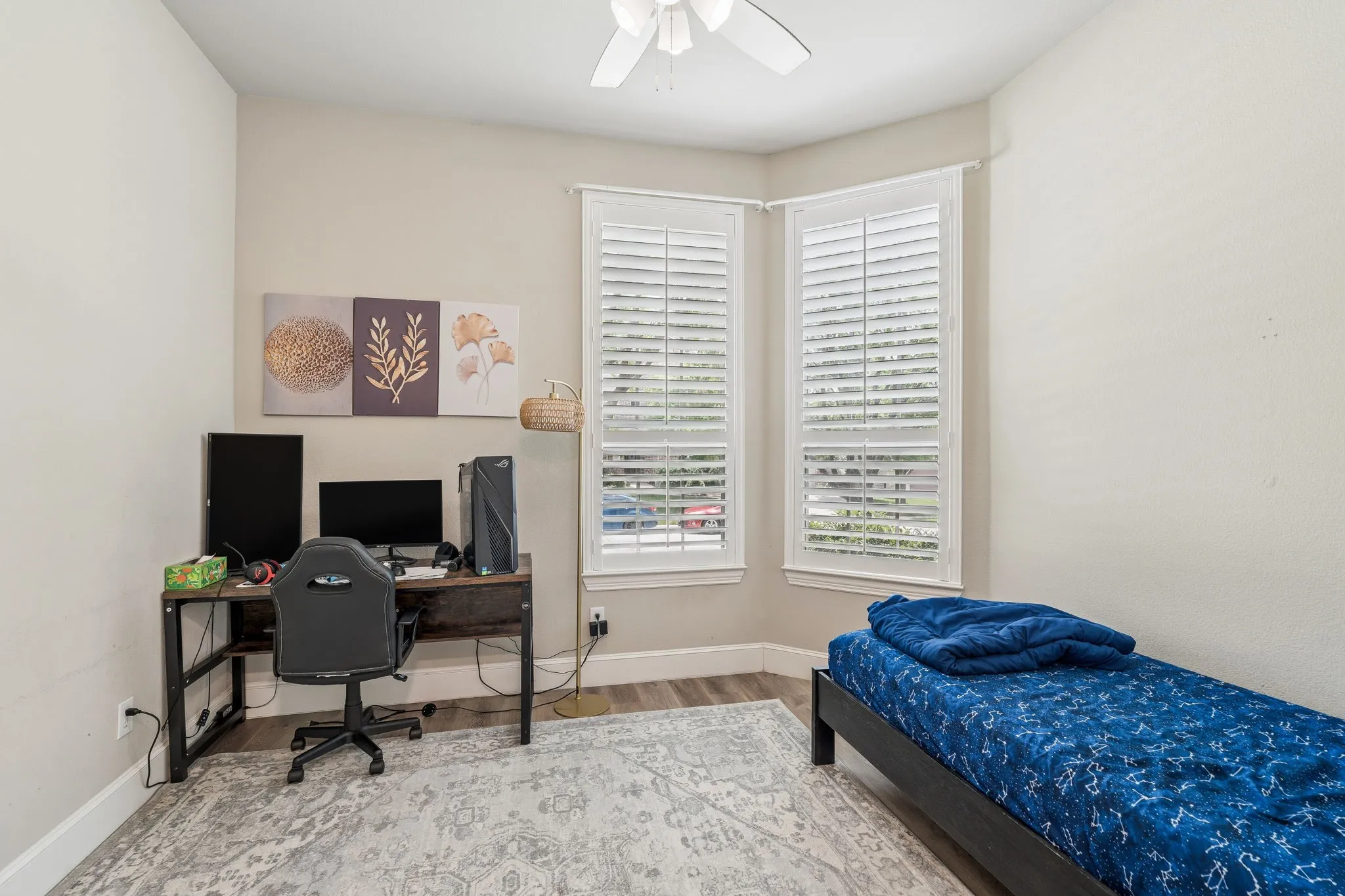 Single Family Residence For Rent in Collin County , 329 Hitch Wagon Drive, Mc Kinney, Texas 75071, 5 Bedroom, 5 Bathroom, 2 Garage spaces, 3,478 Sqft, built in 2014, mls#21301024, Real Estate Agent in Mc Kinney, Homes For Rent in Collin county, Homes For Rent in Mc Kinney, Realtor in Mc Kinney Texas, Real Estate Brokerage Independent Realty Texas, Luminita Cordes Realtor